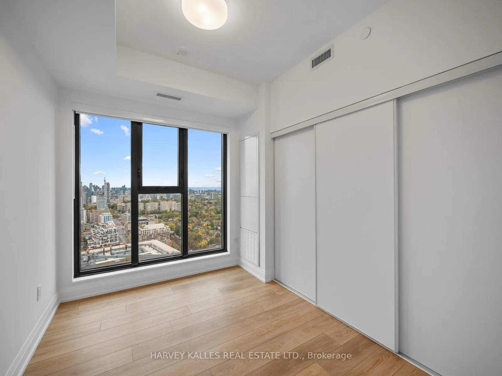 20 Soudan Avenue #3703