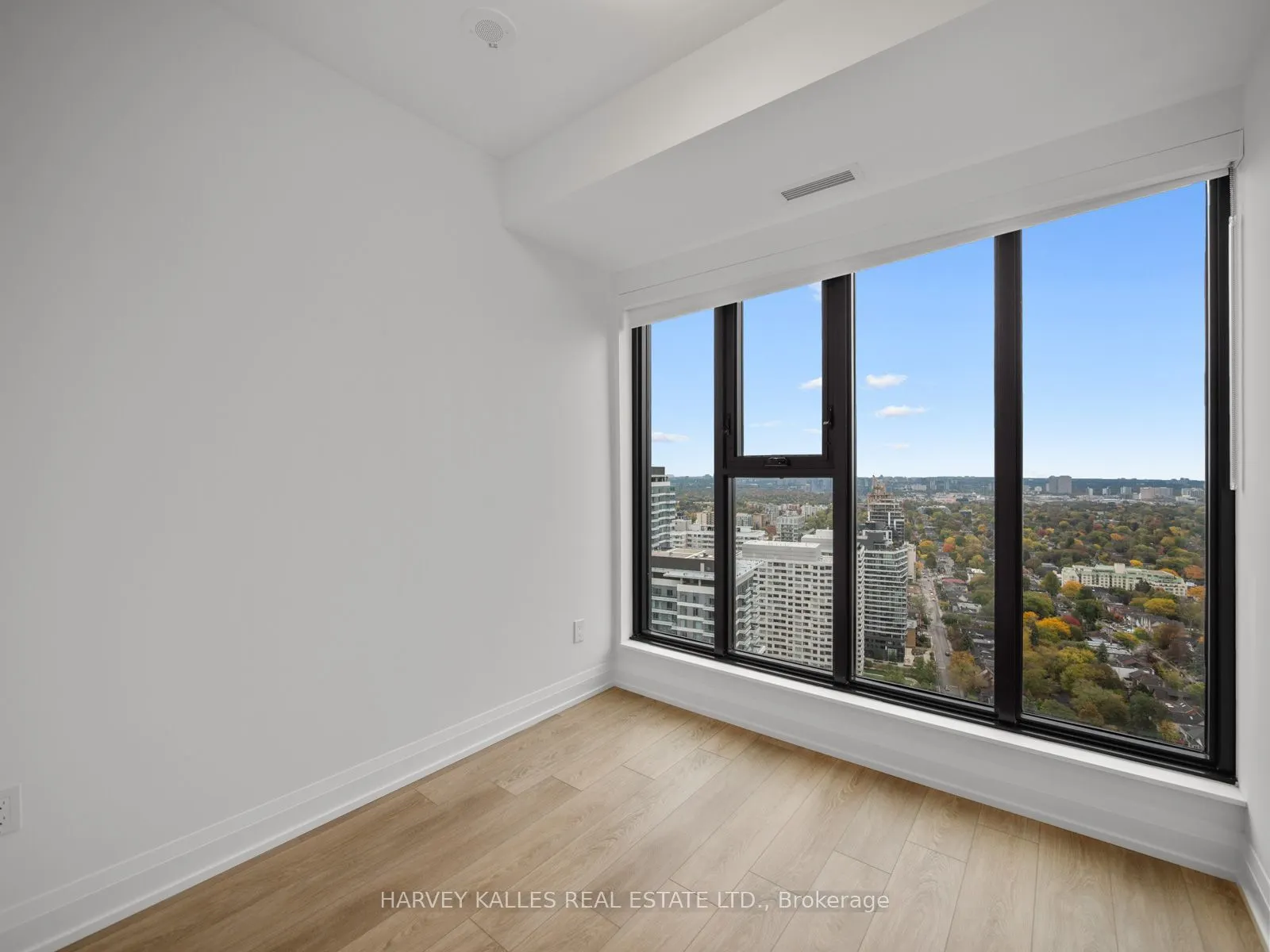20 Soudan Avenue #3703