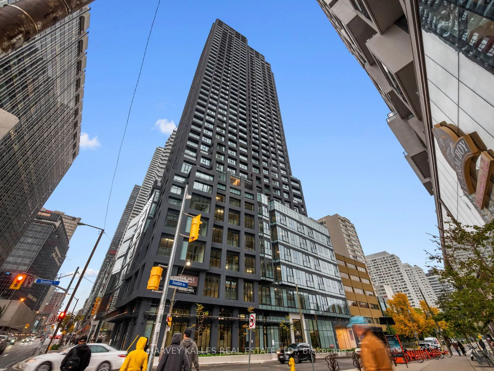 20 Soudan Avenue #3703
