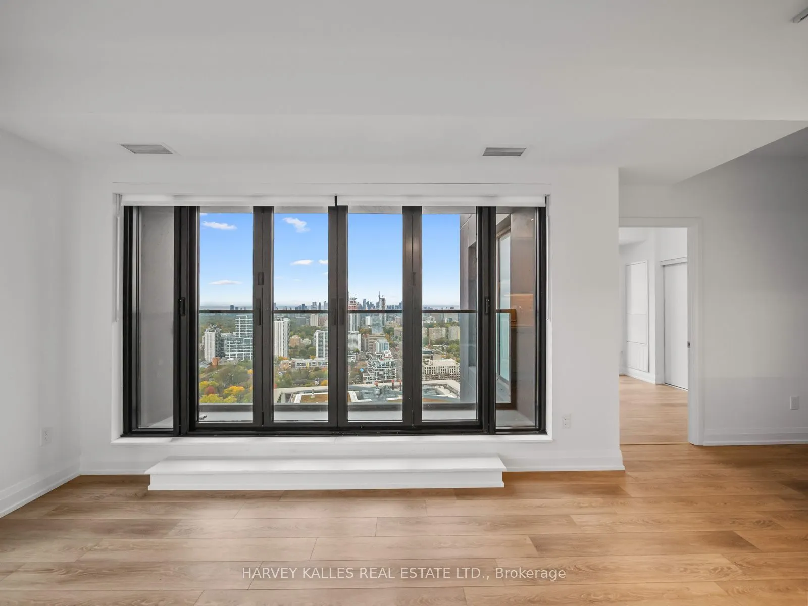 20 Soudan Avenue #3703