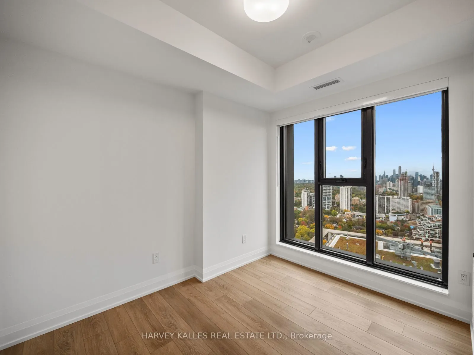 20 Soudan Avenue #3703