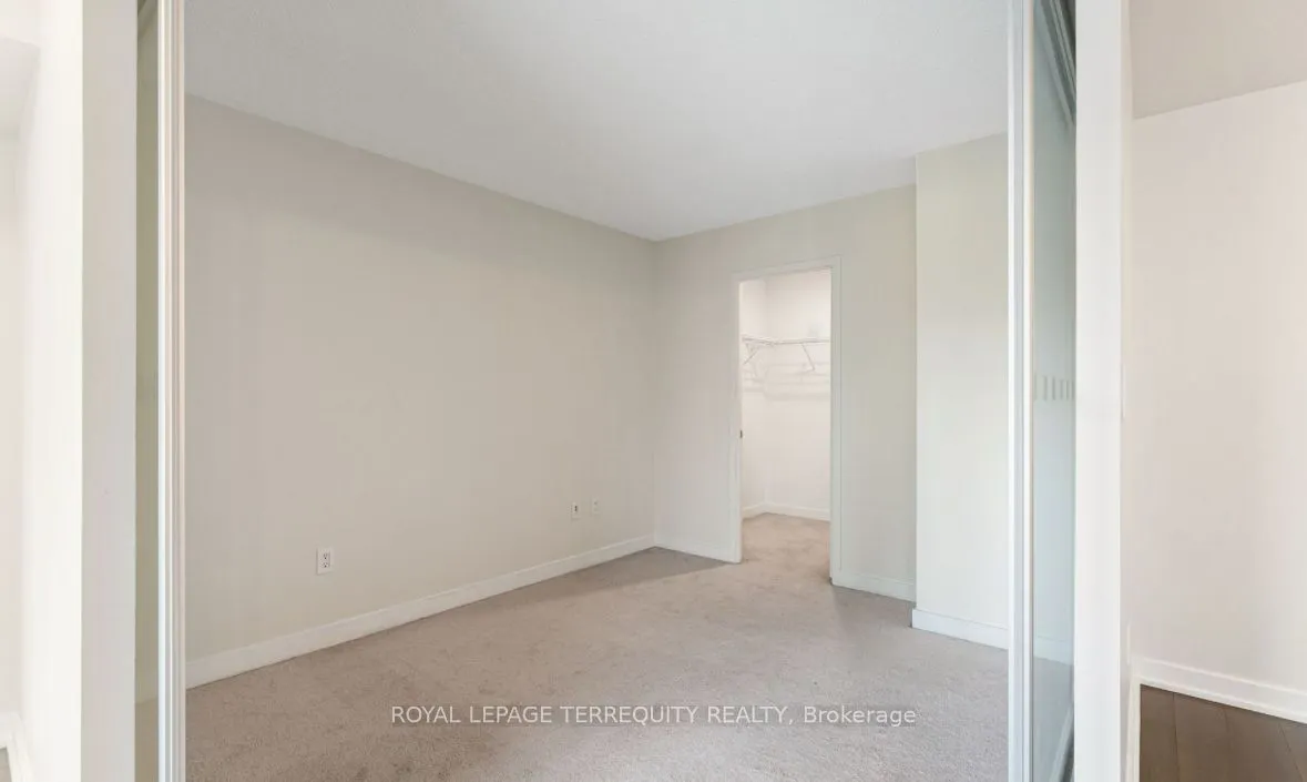 151 Dan Leckie Way #321