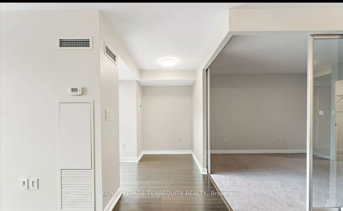 151 Dan Leckie Way #321