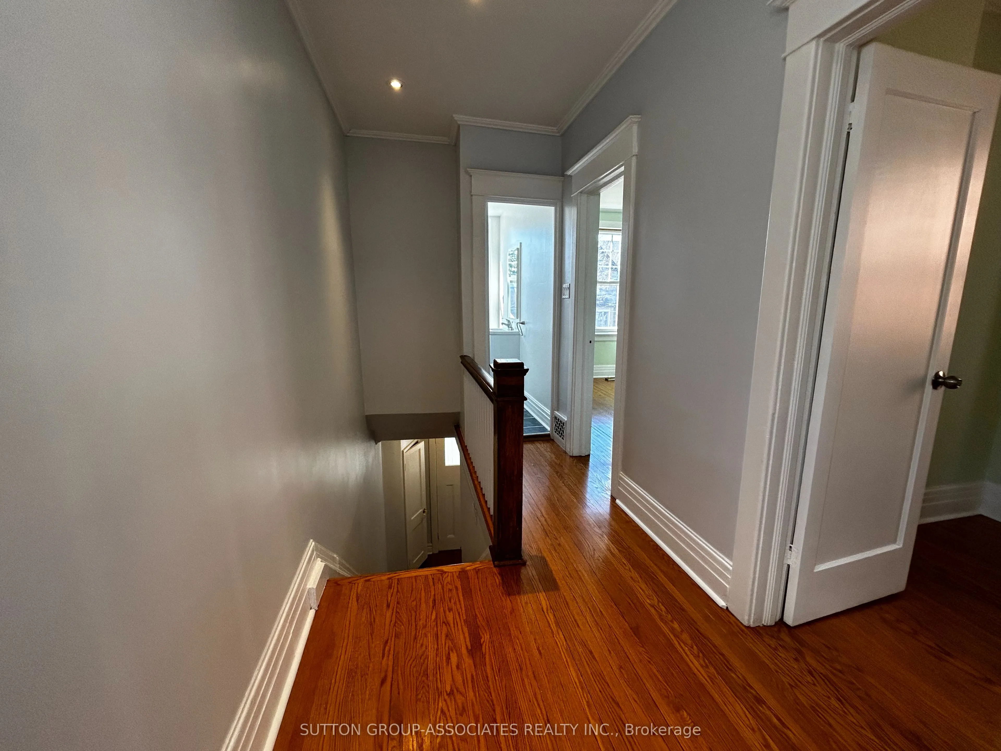 129 Kenwood Avenue