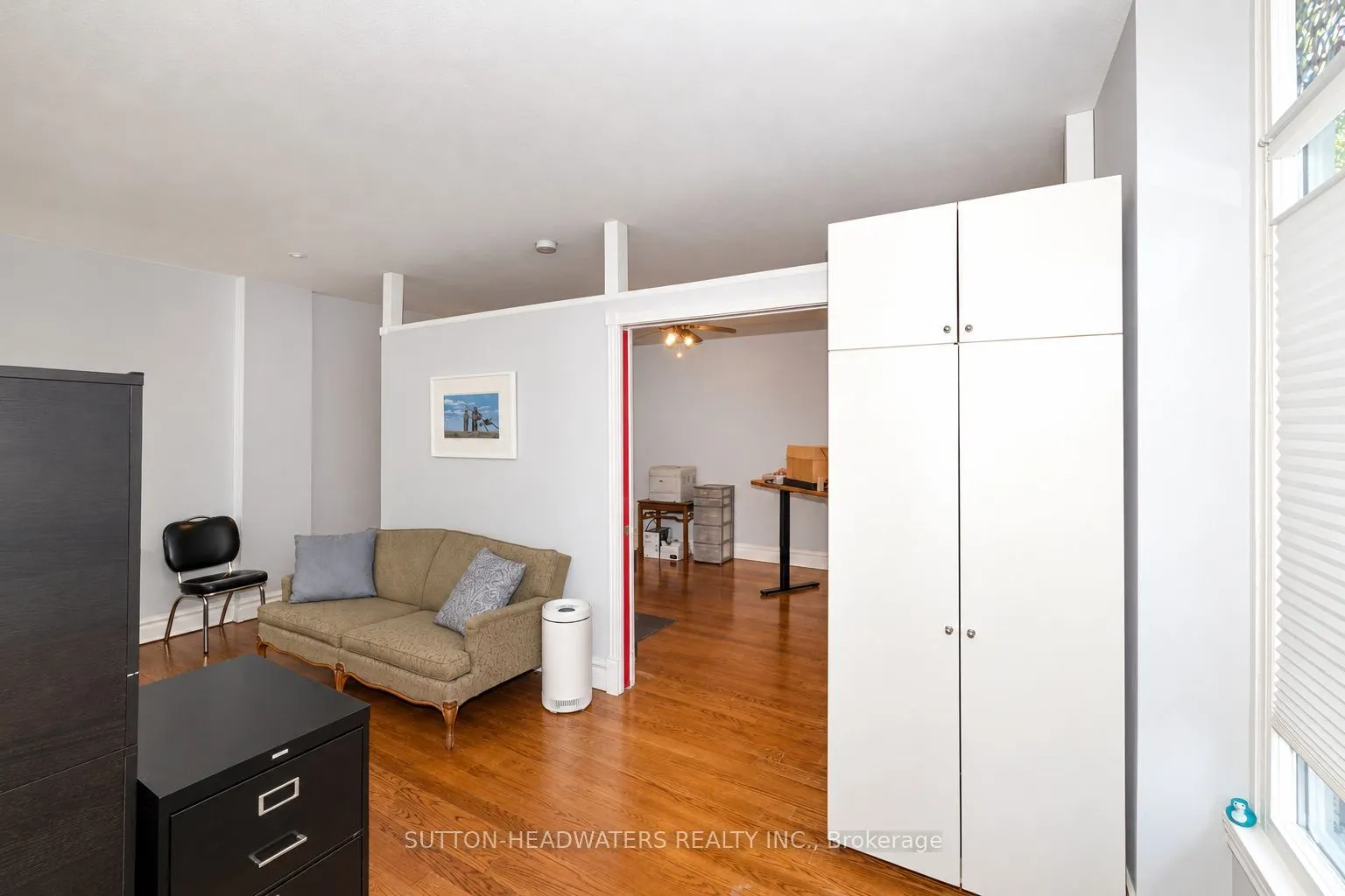 106 Barton Avenue