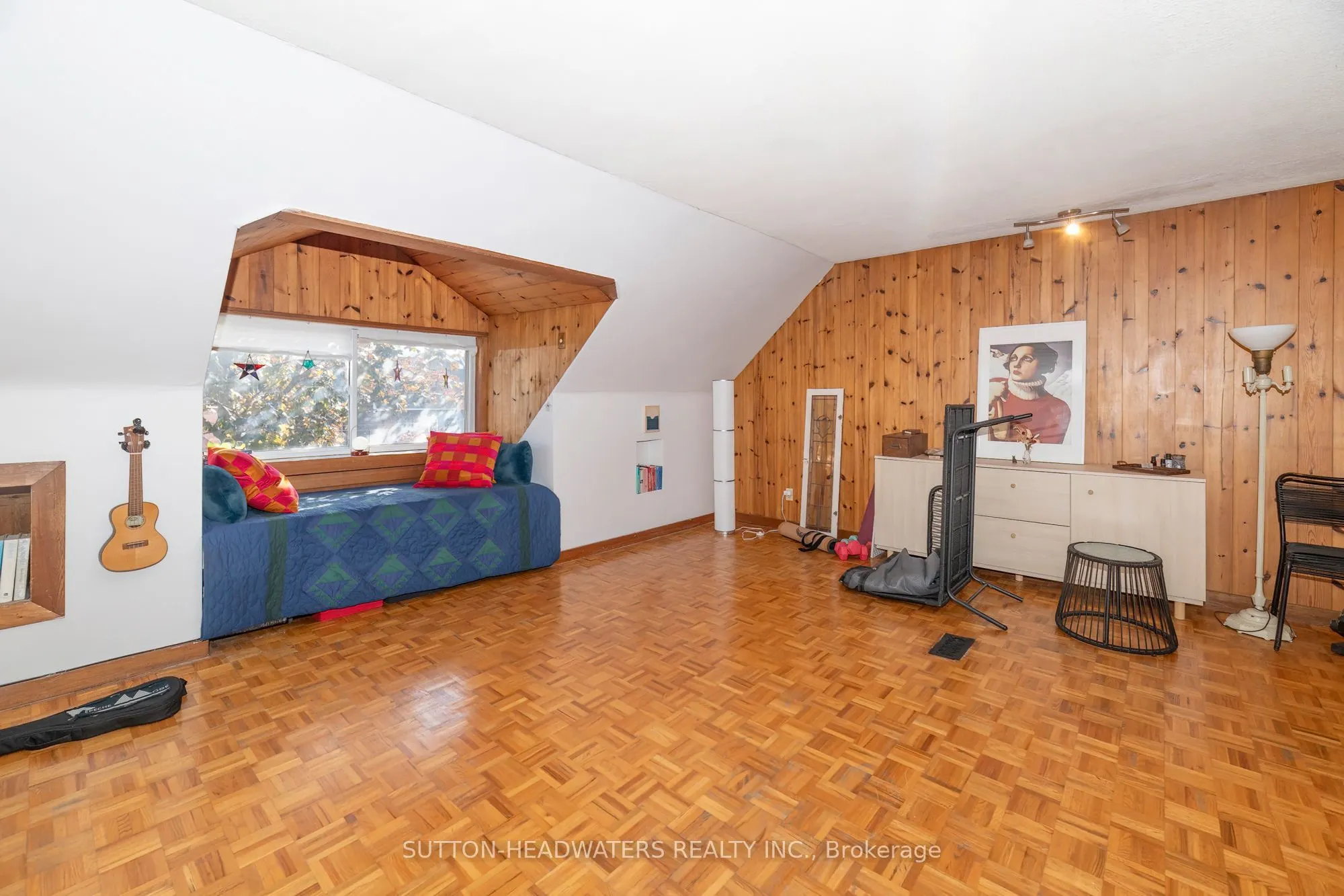 106 Barton Avenue