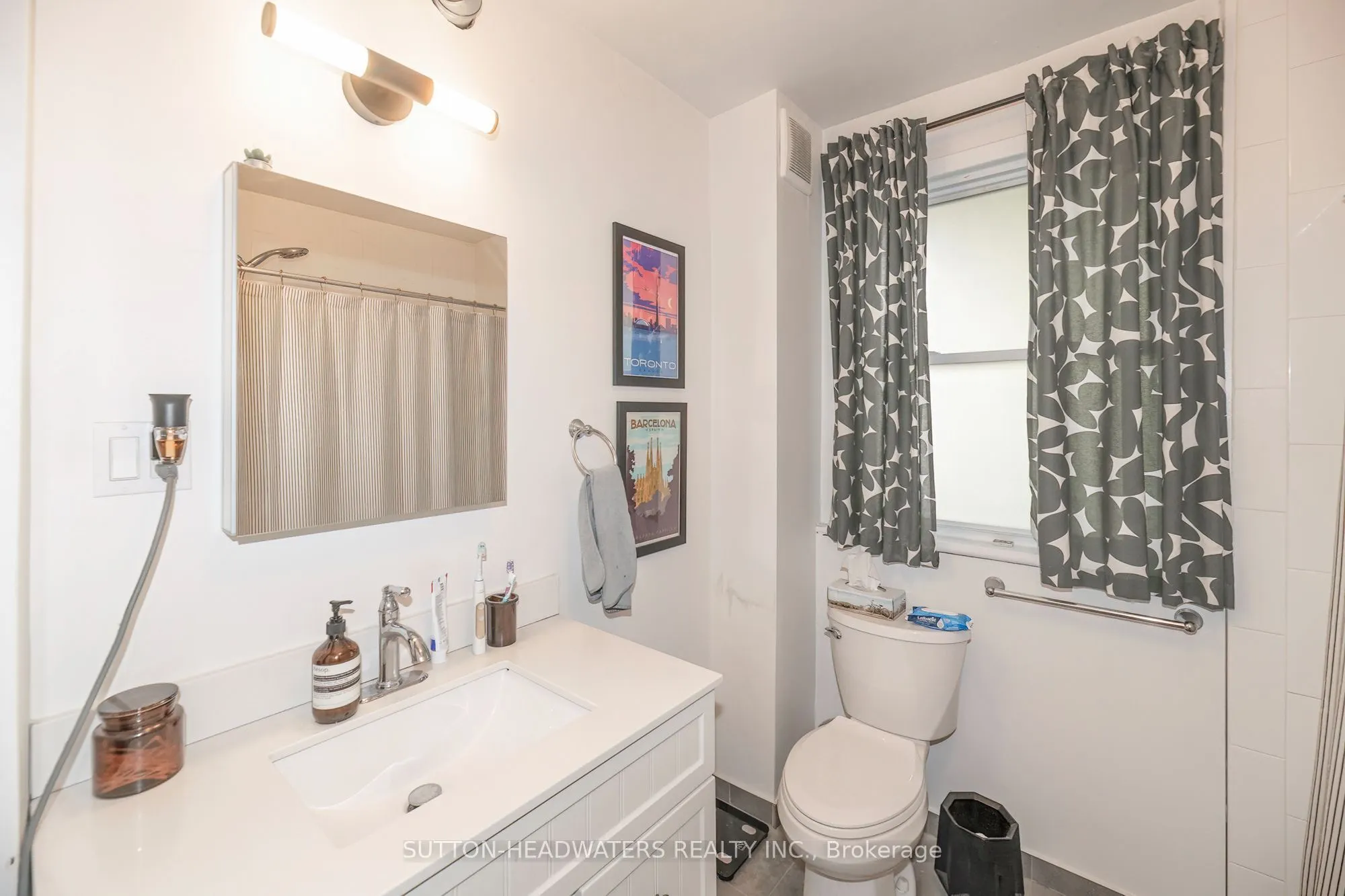 106 Barton Avenue