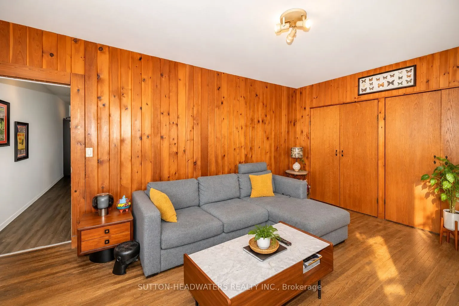 106 Barton Avenue