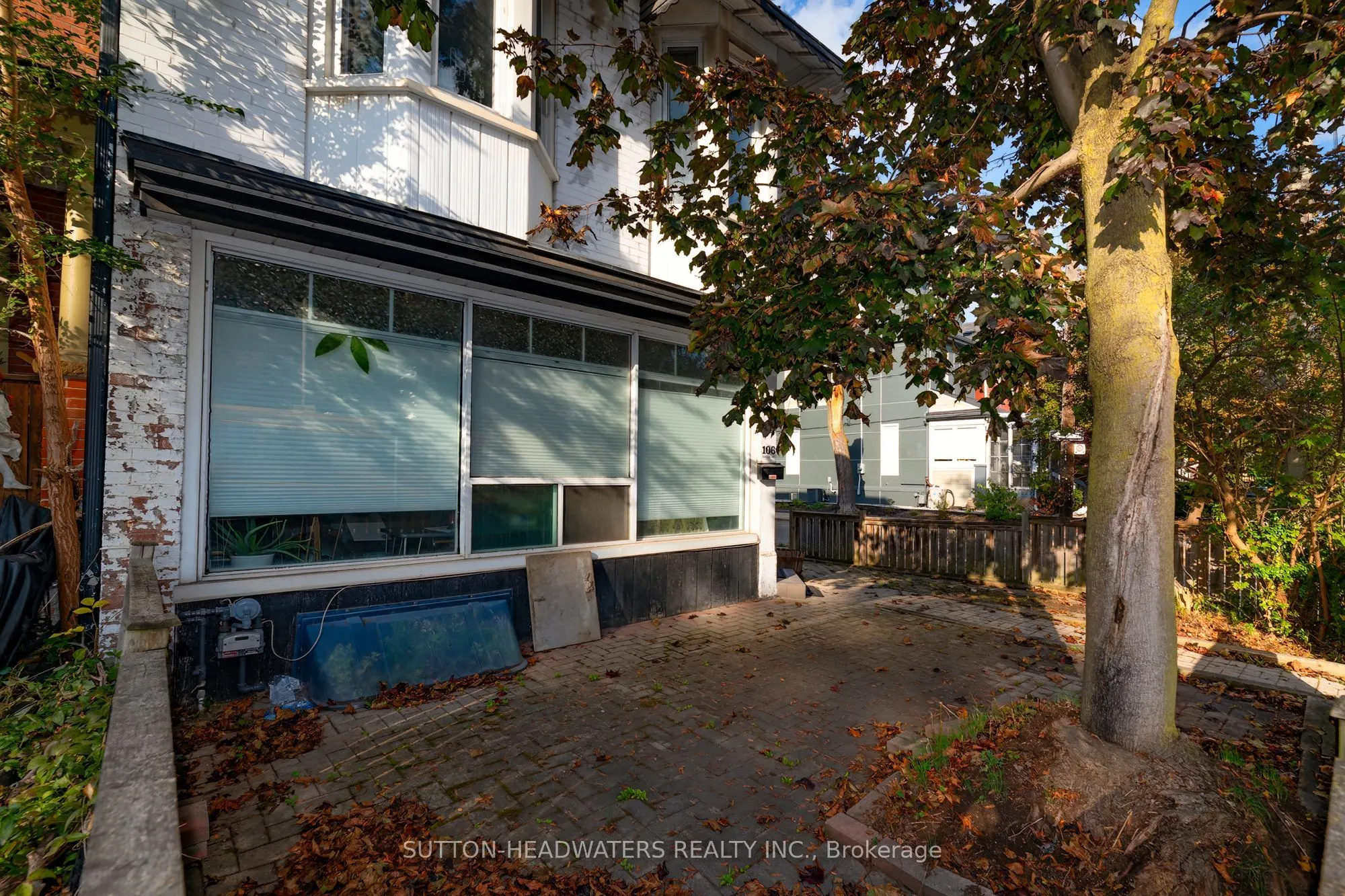 106 Barton Avenue