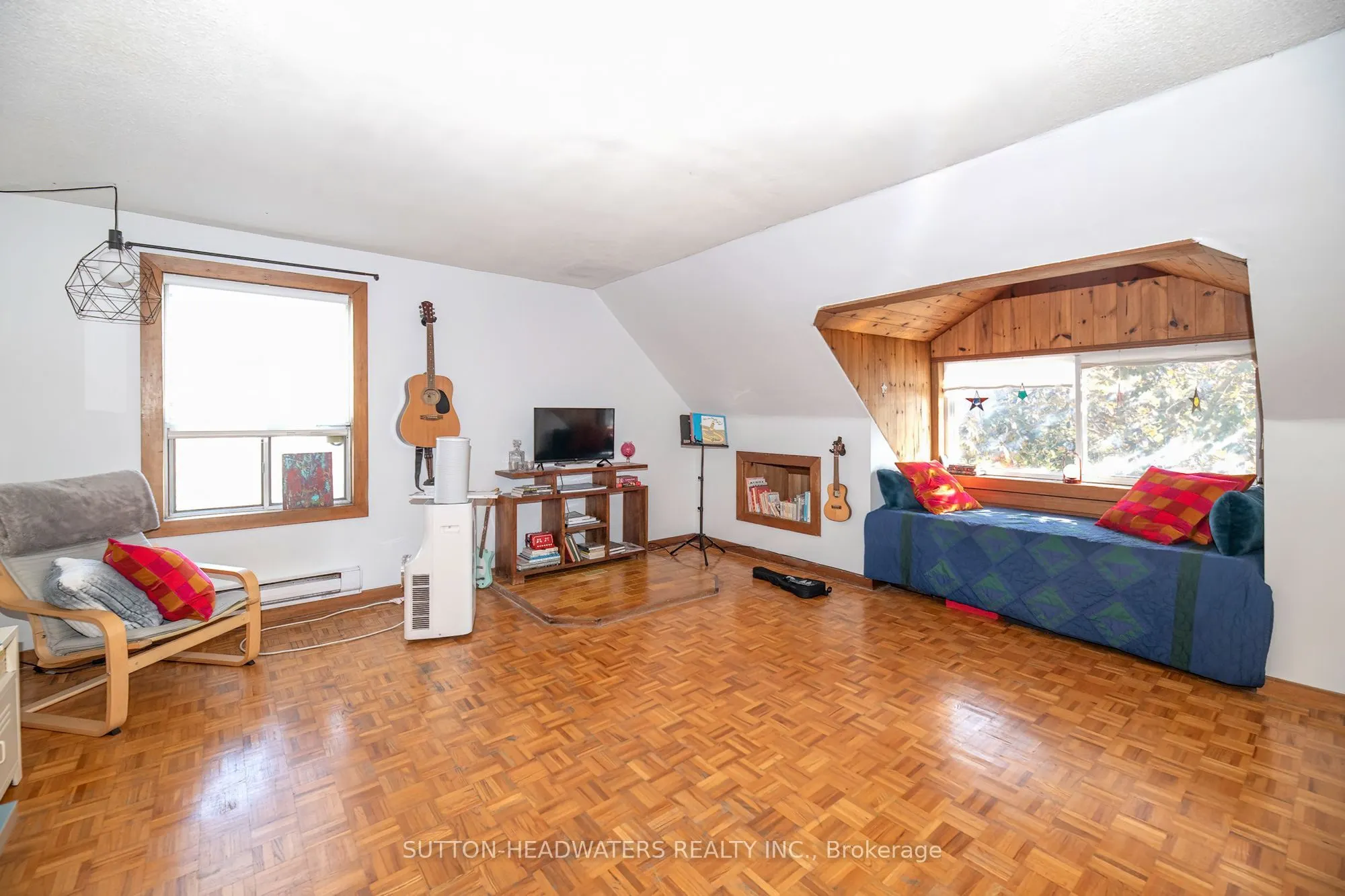 106 Barton Avenue