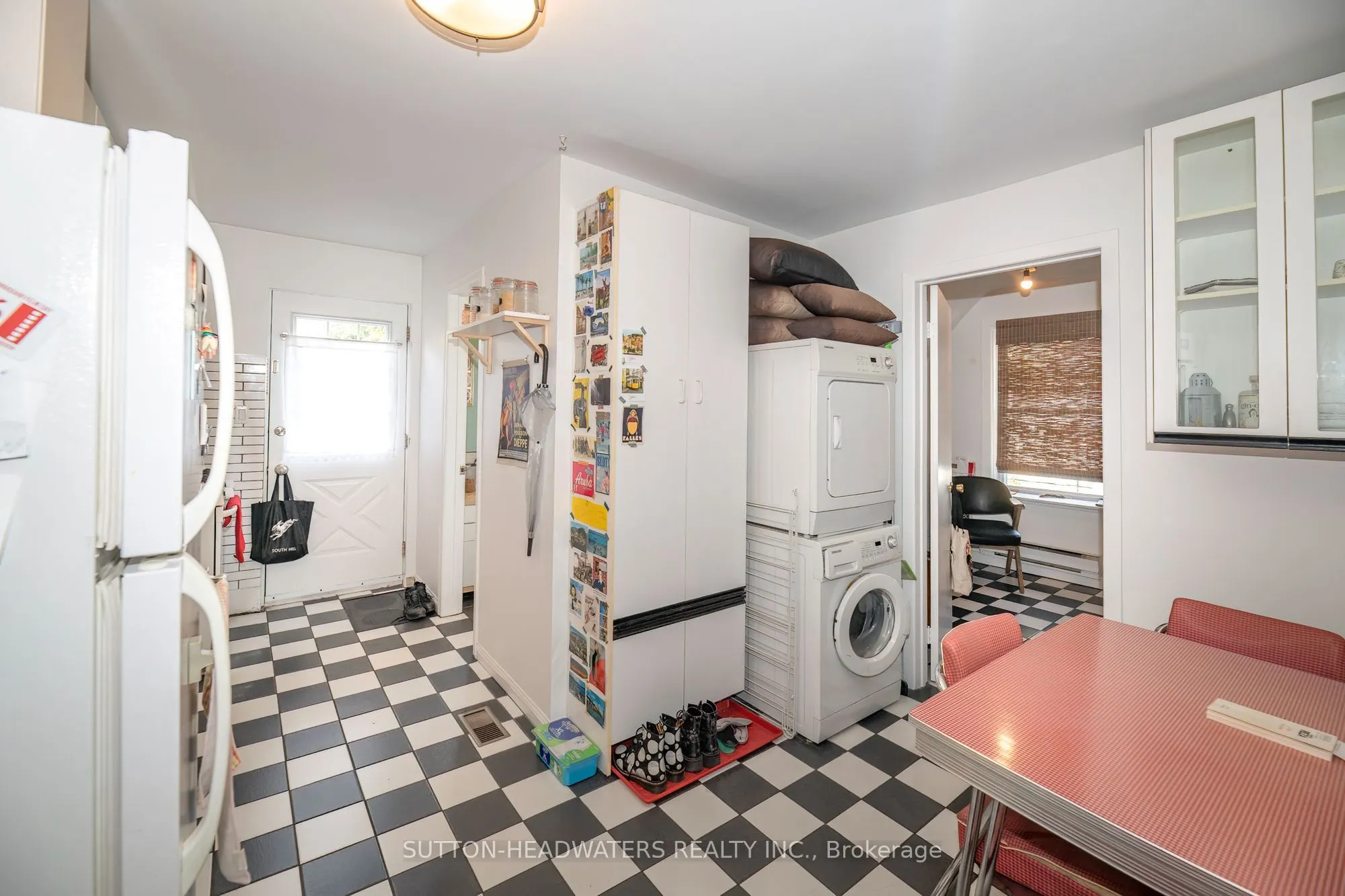 106 Barton Avenue