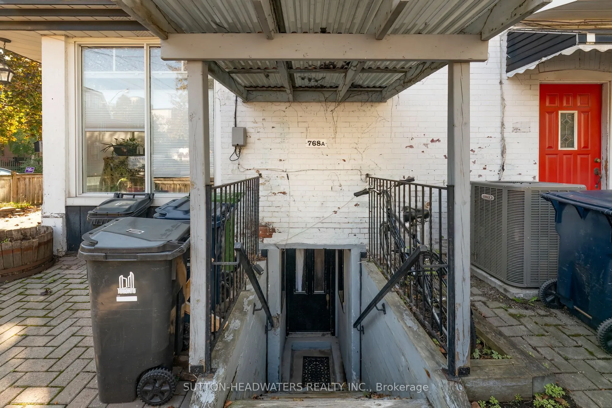 106 Barton Avenue