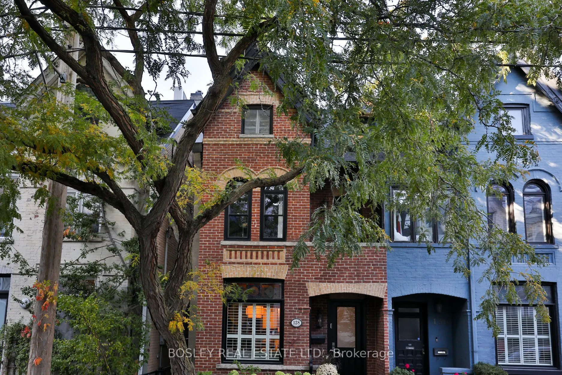 128 Collier Street
