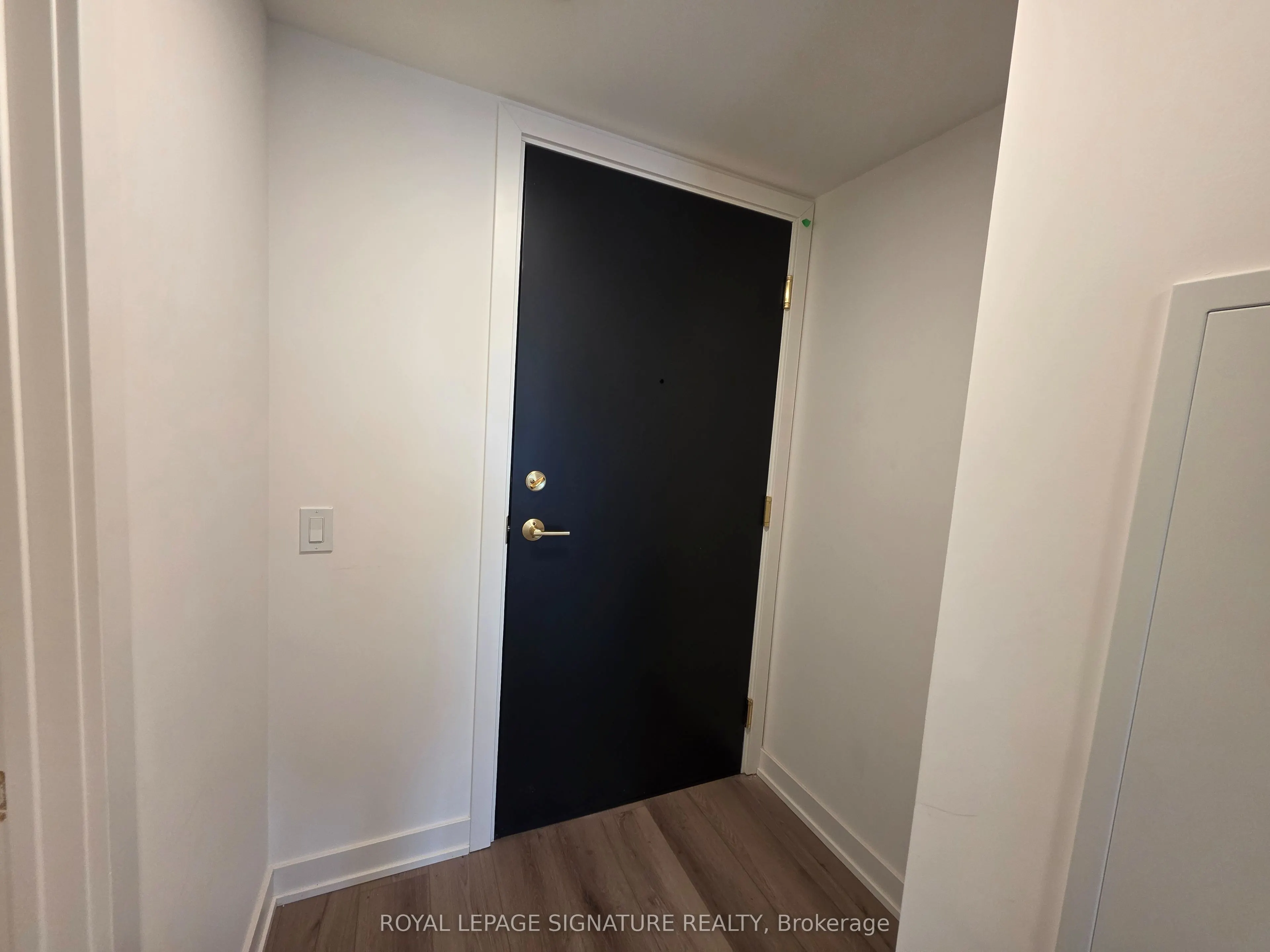 5 Lakeview Avenue #505