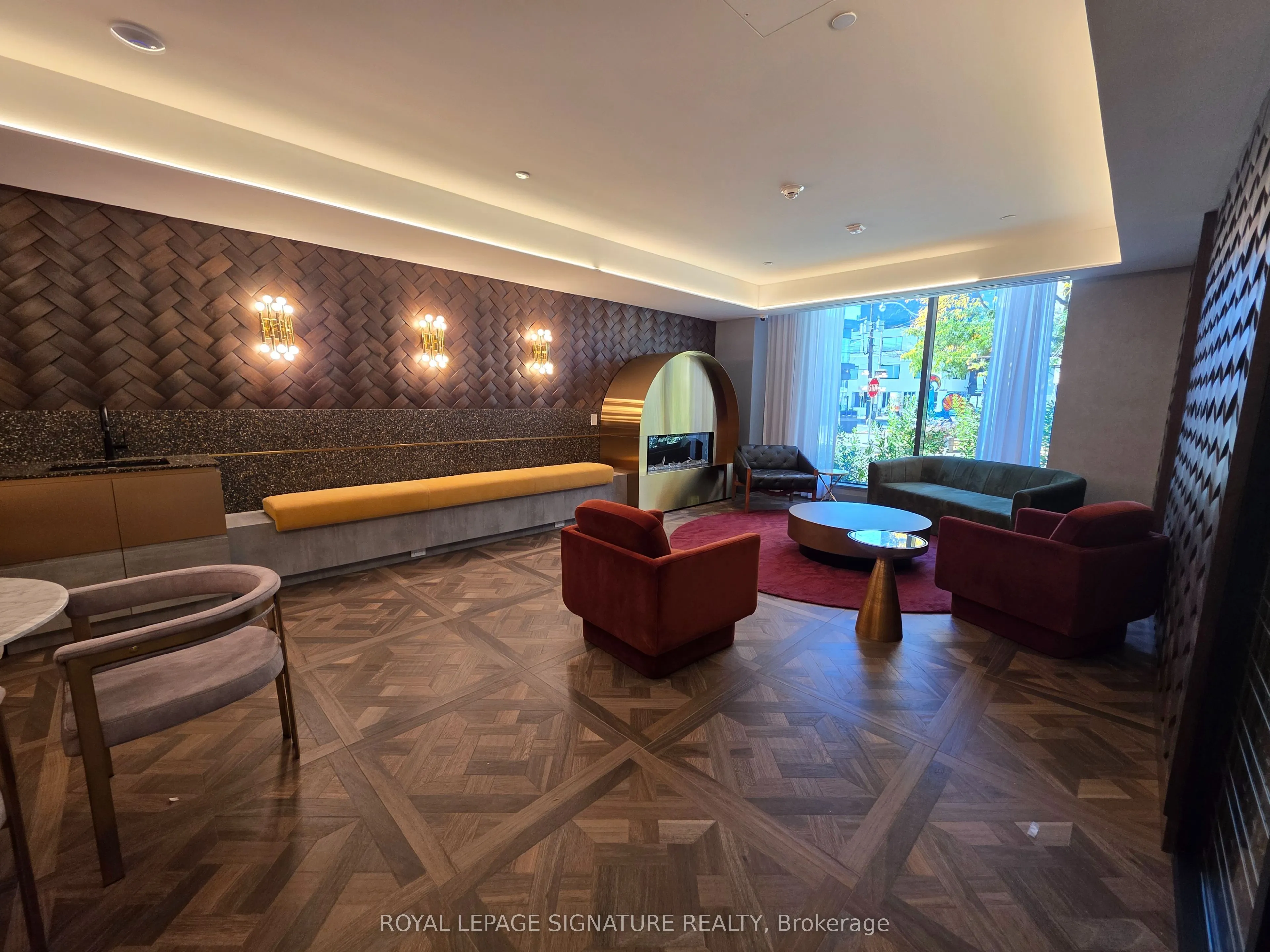 5 Lakeview Avenue #505
