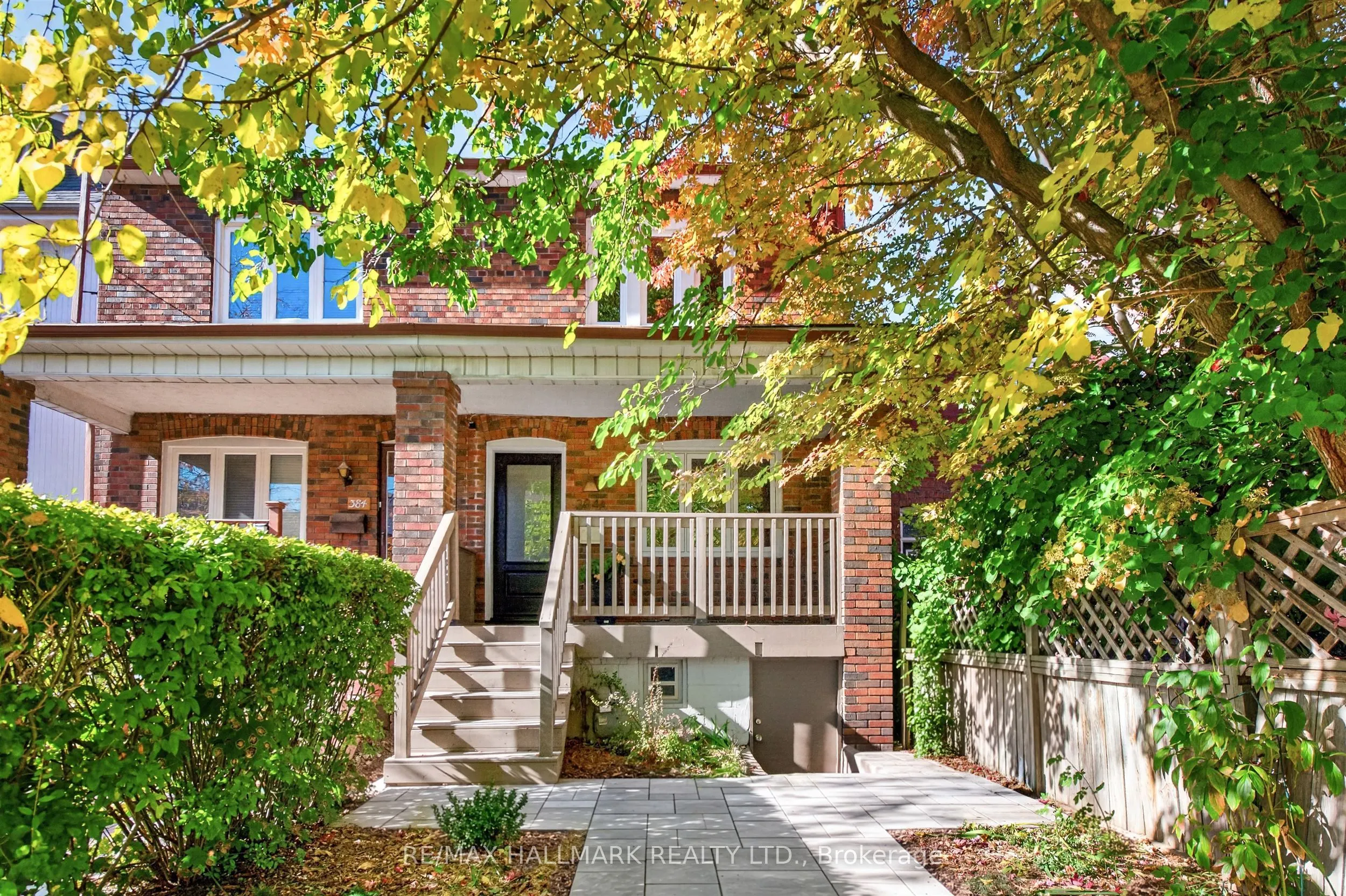 384A Montrose Avenue
