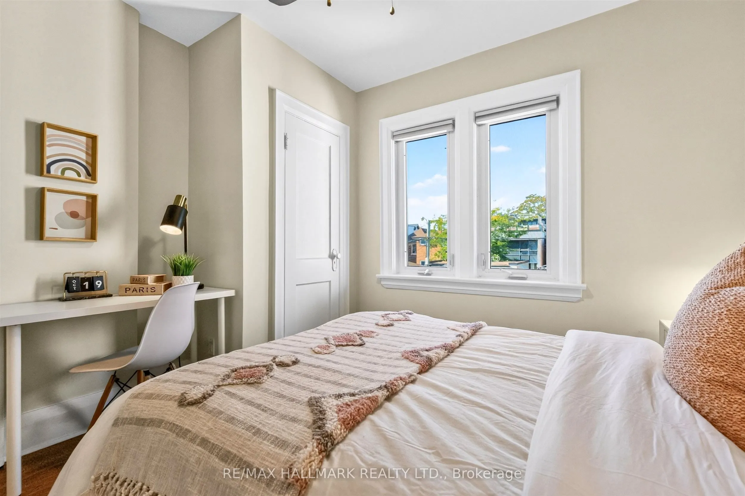 384A Montrose Avenue