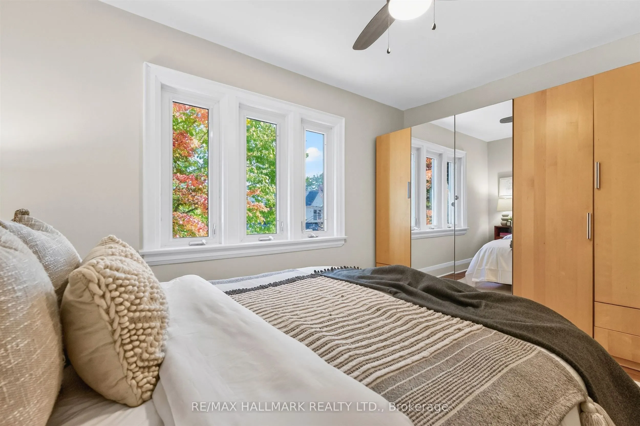 384A Montrose Avenue