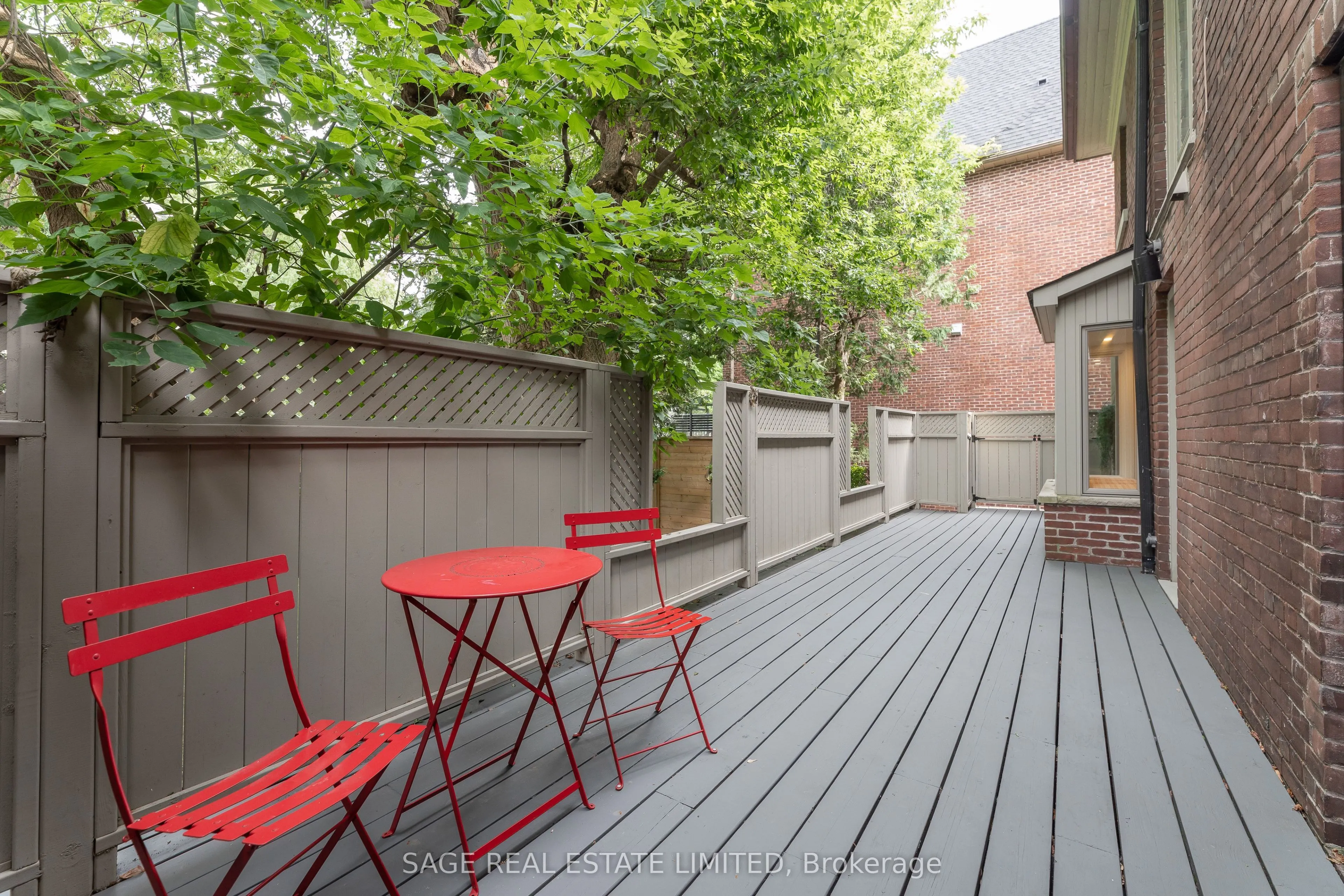 43 Oriole Road