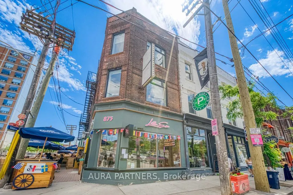 875 Queen Street W #4