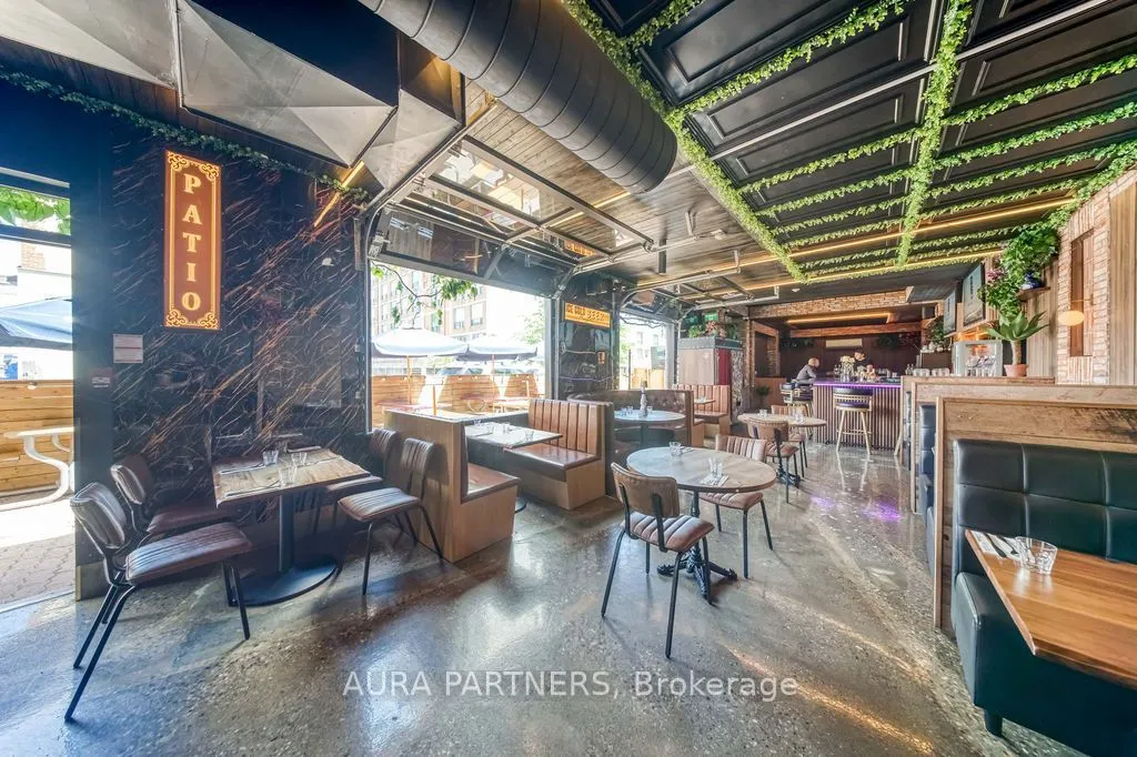 875 Queen Street W #4
