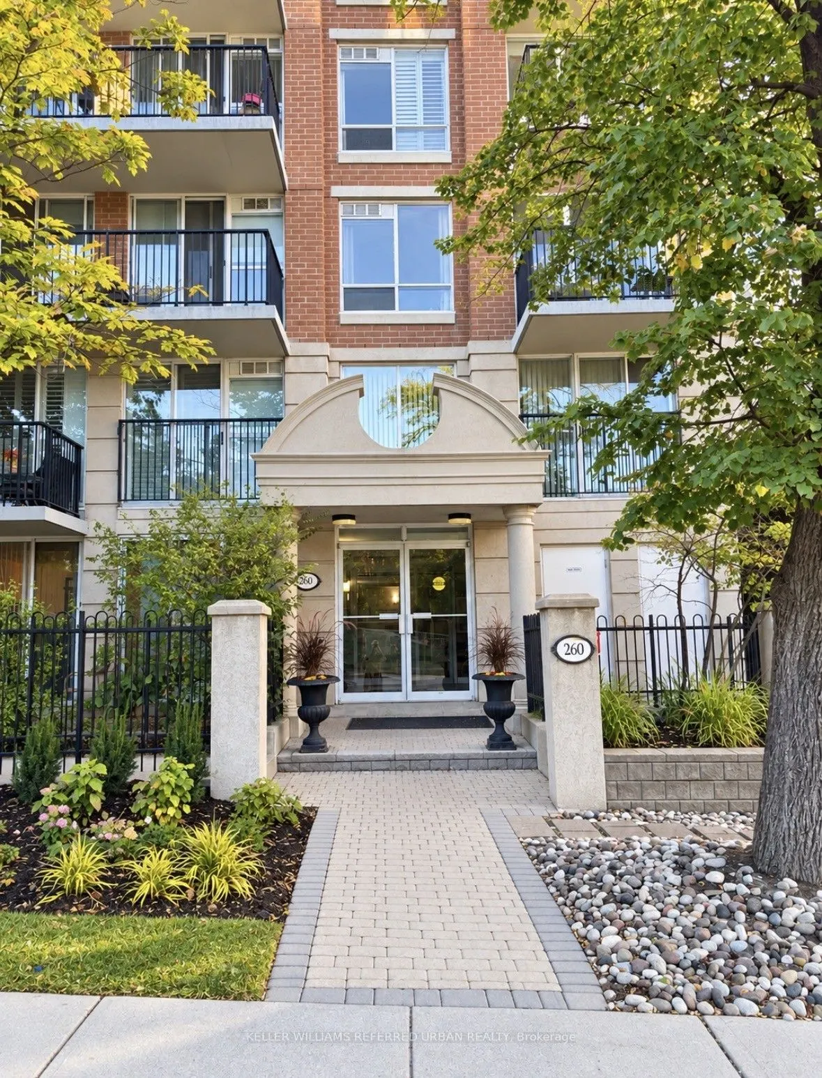 260 Merton Street #302
