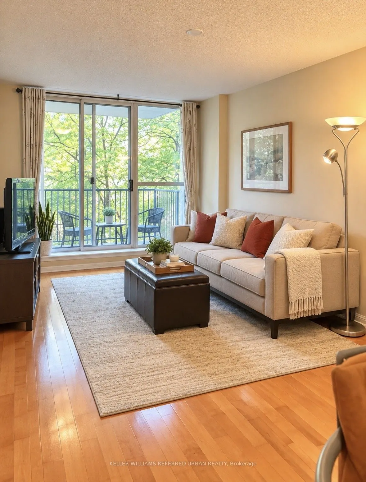 260 Merton Street #302