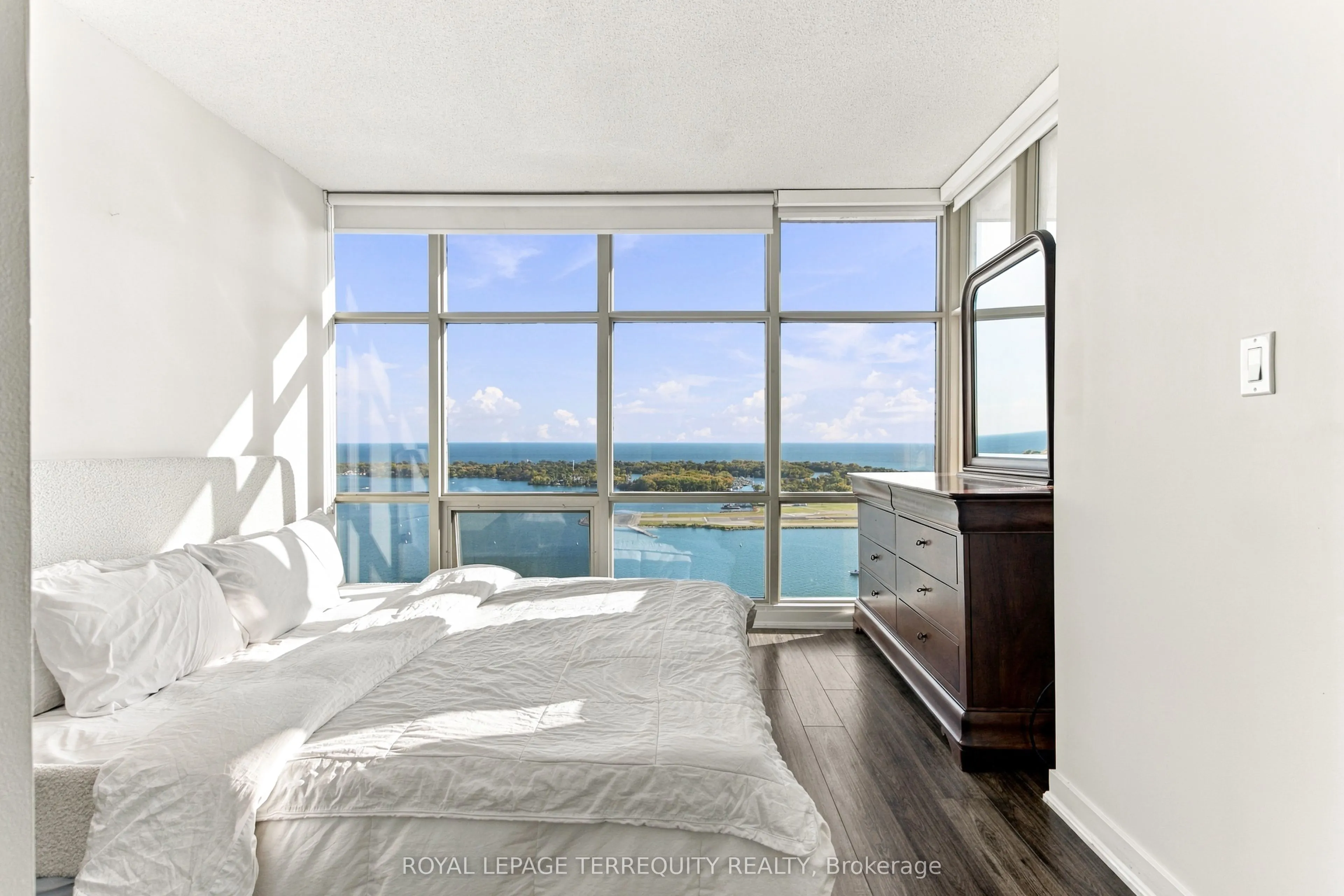 35 Mariner Terrace #4512