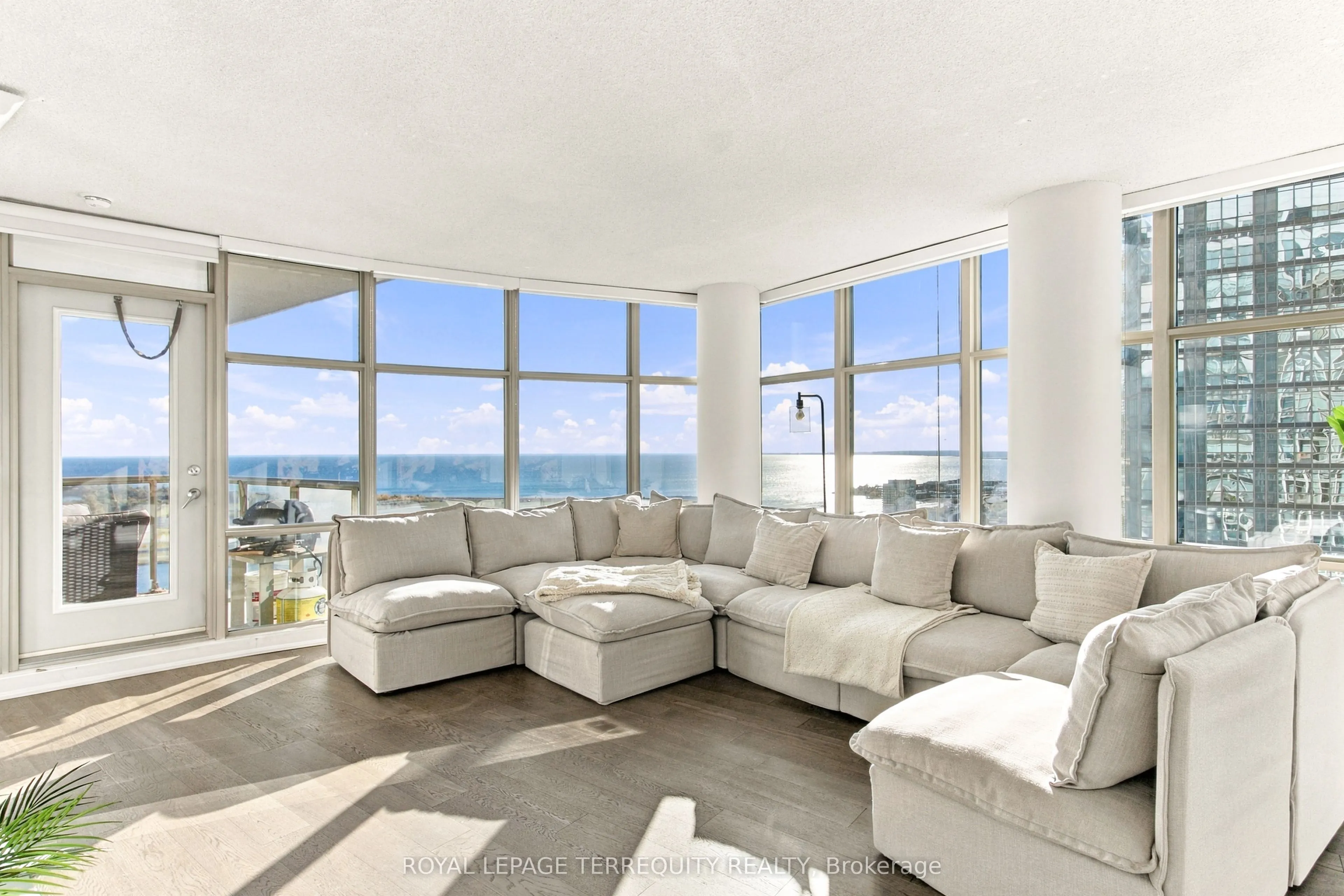 35 Mariner Terrace #4512