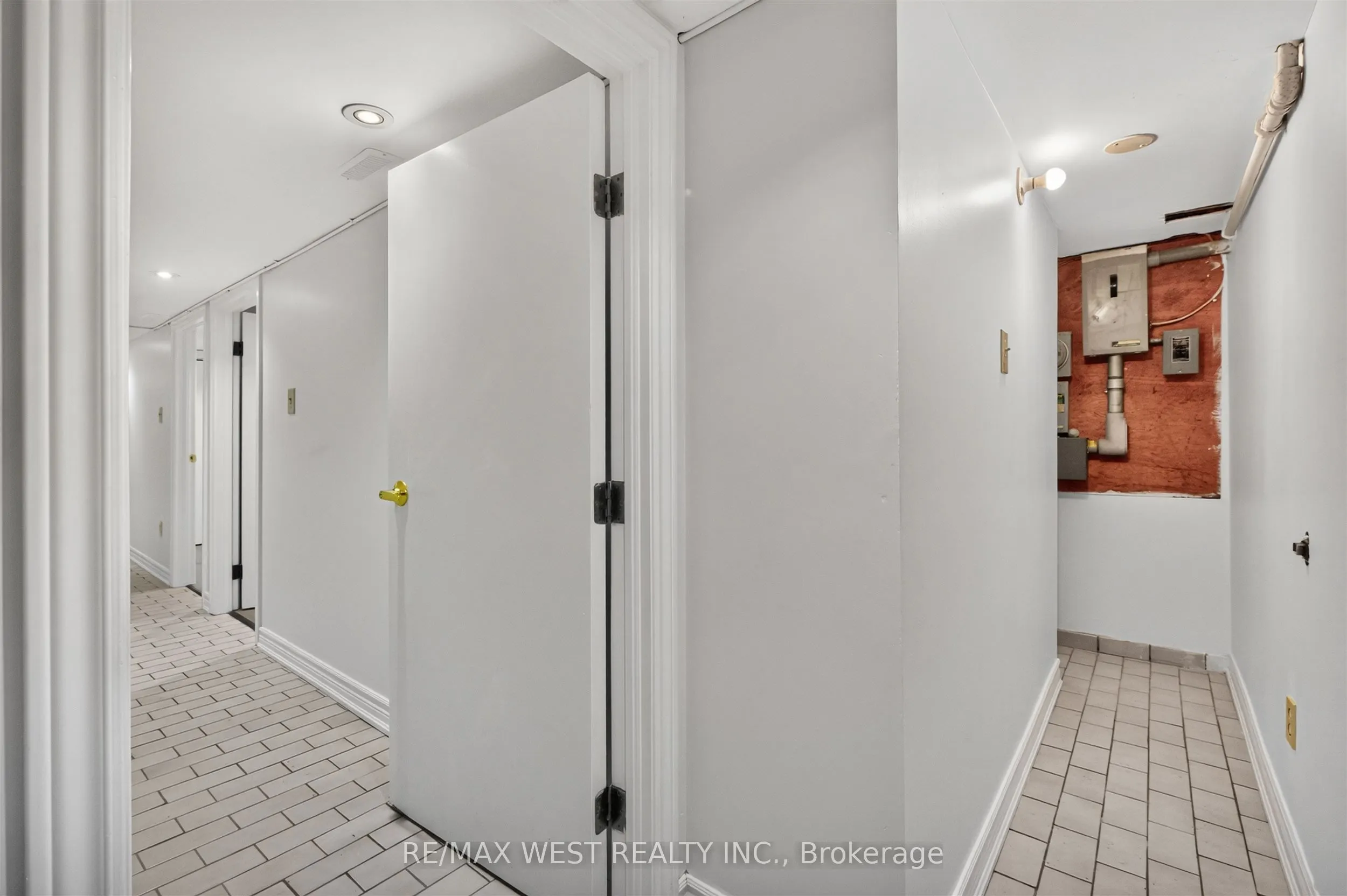 722 Dufferin Street #Lower