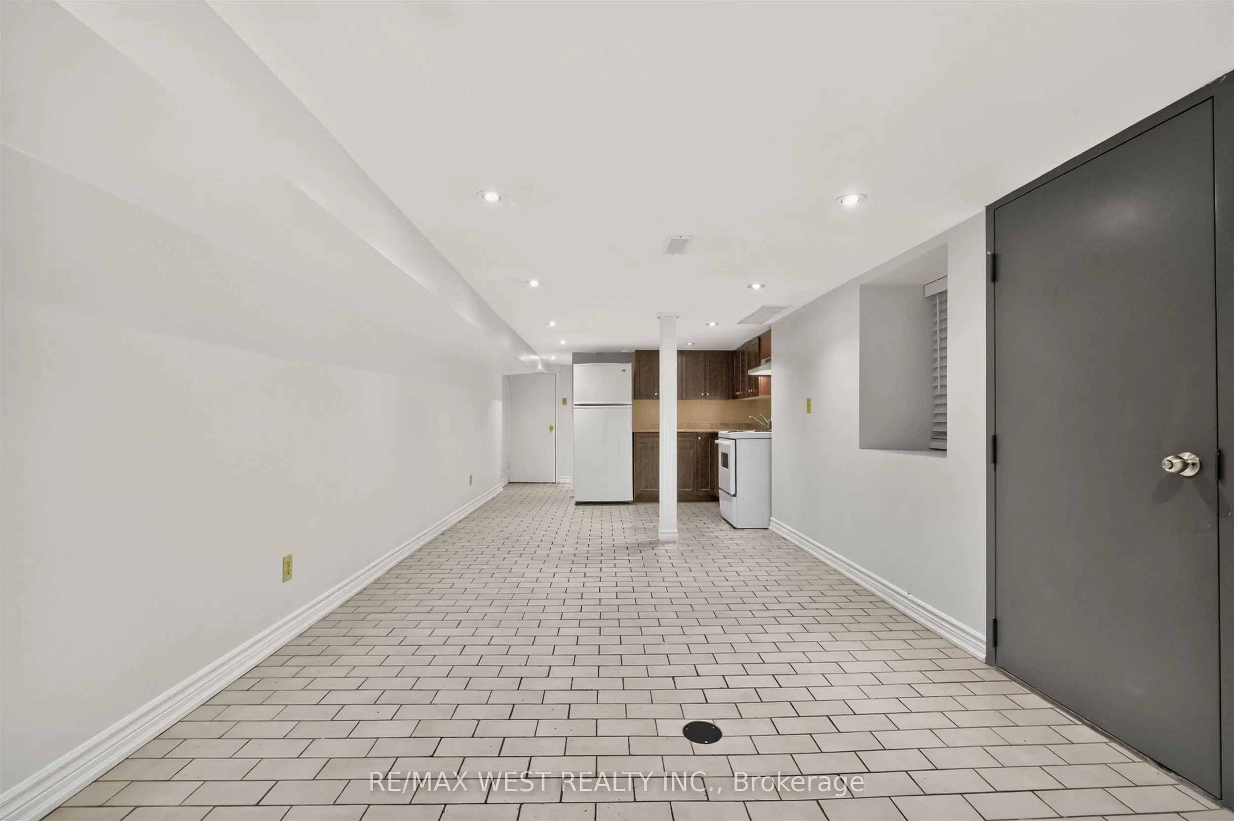 722 Dufferin Street #Lower