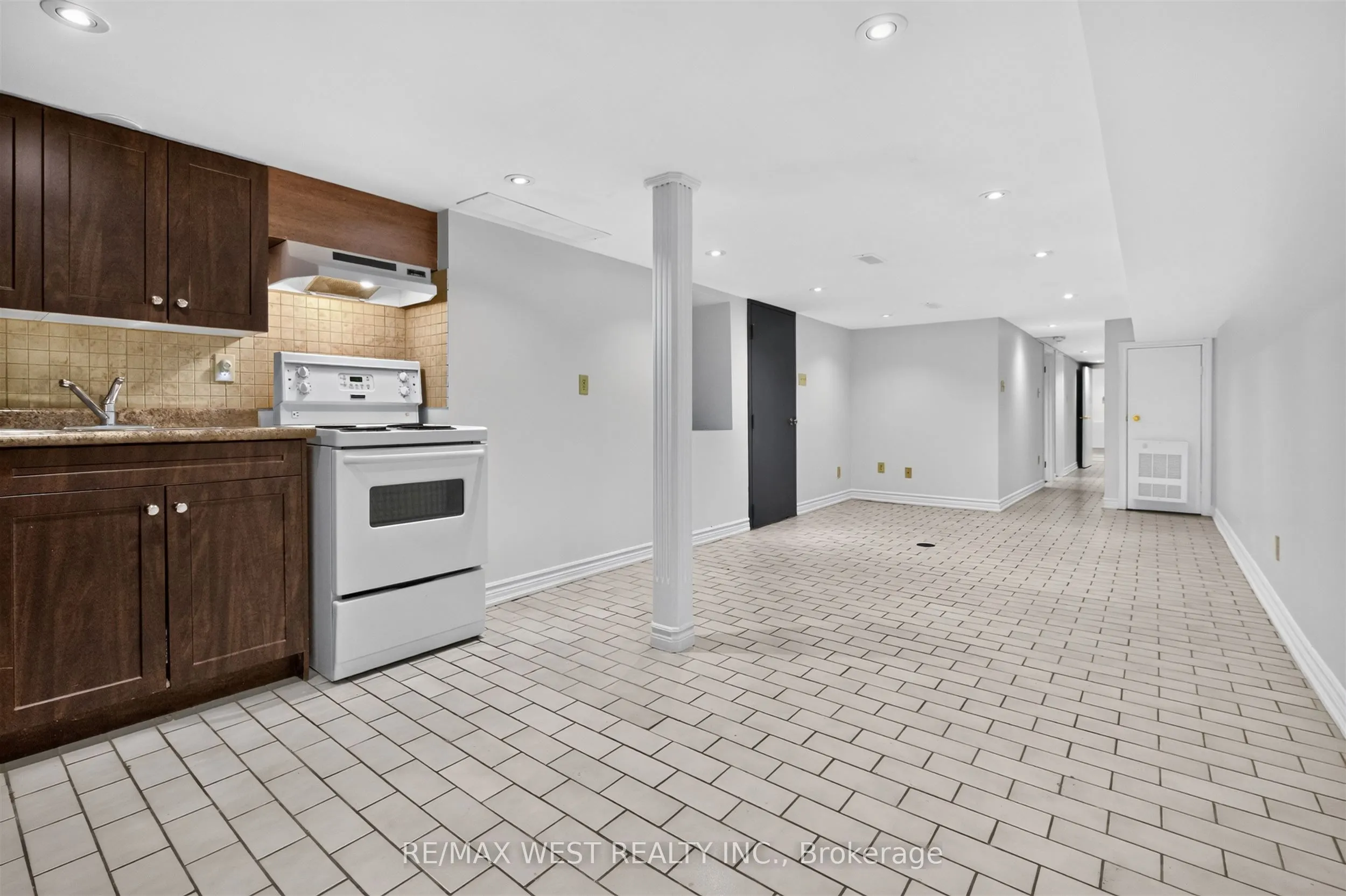 722 Dufferin Street #Lower