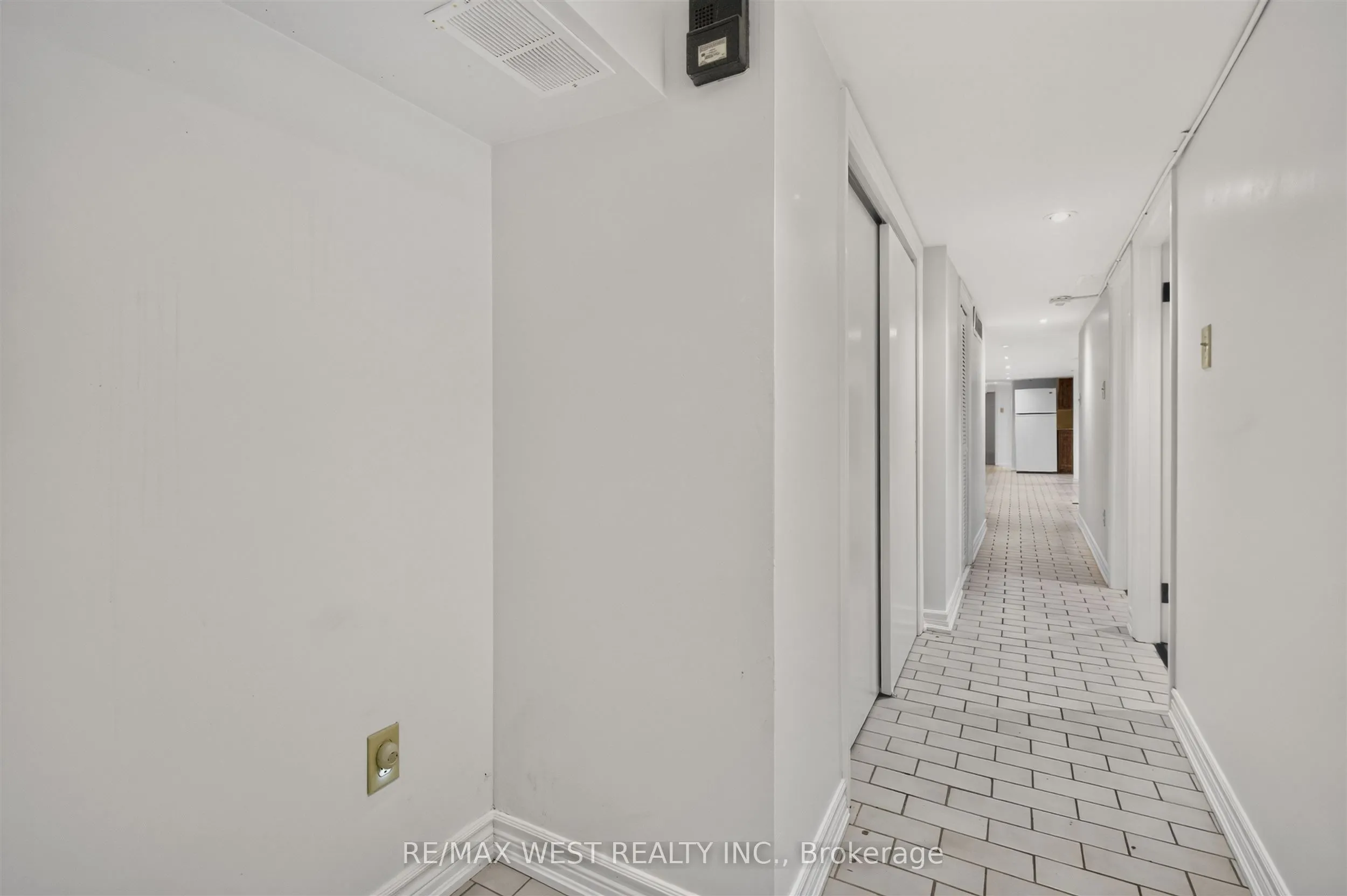 722 Dufferin Street #Lower