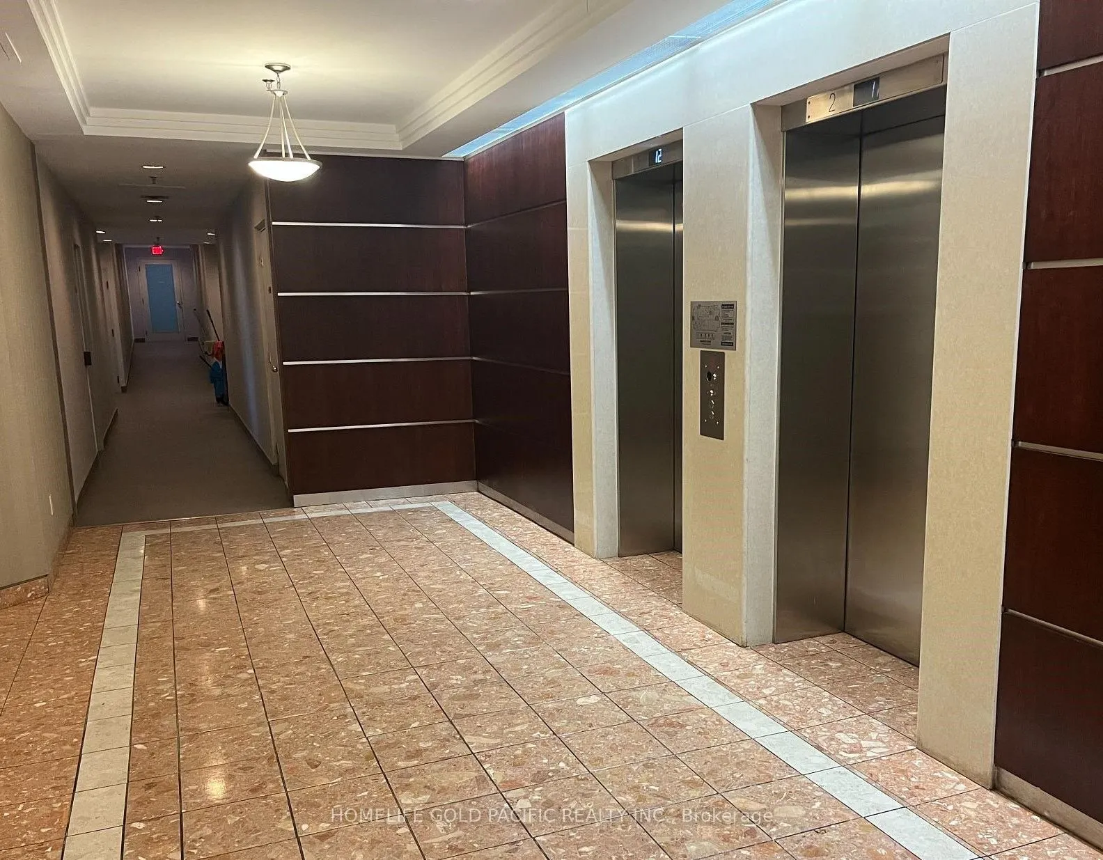 117 Gerrard Street E #207