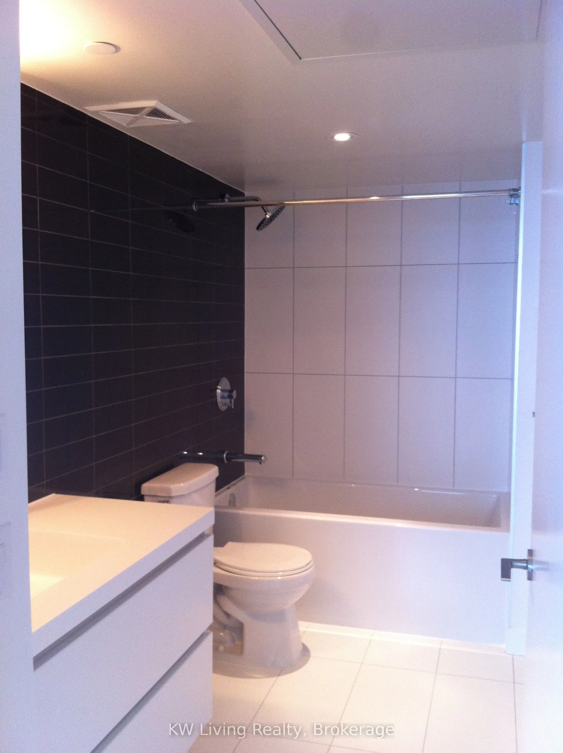 75 Queens Wharf Road #2109
