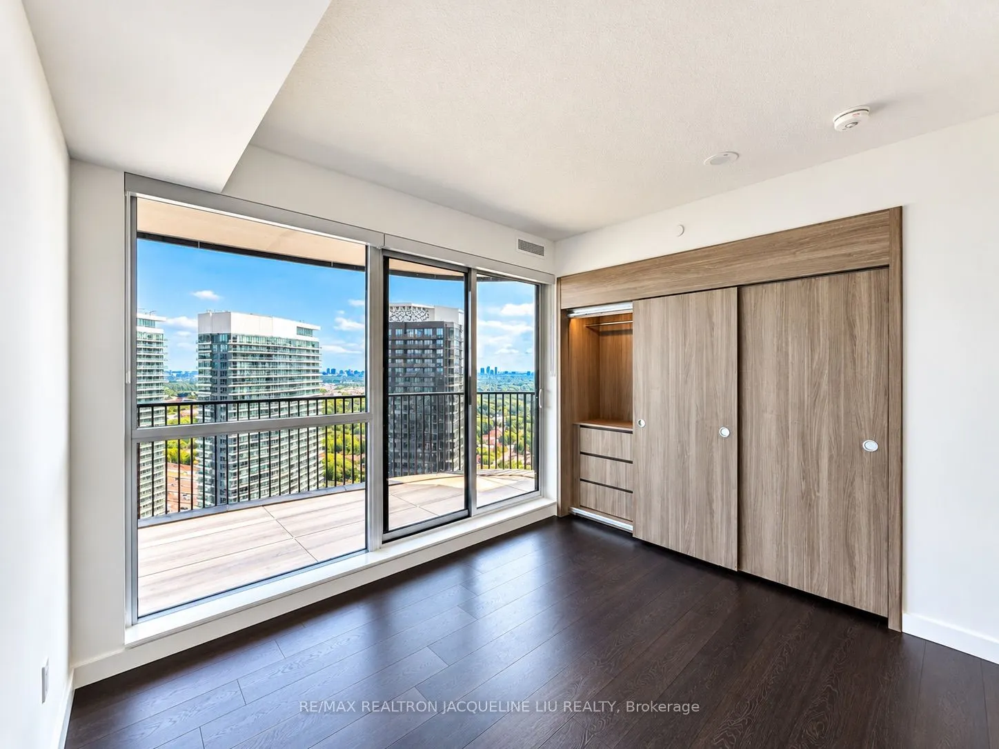 18 Esther Shiner Boulevard #3508