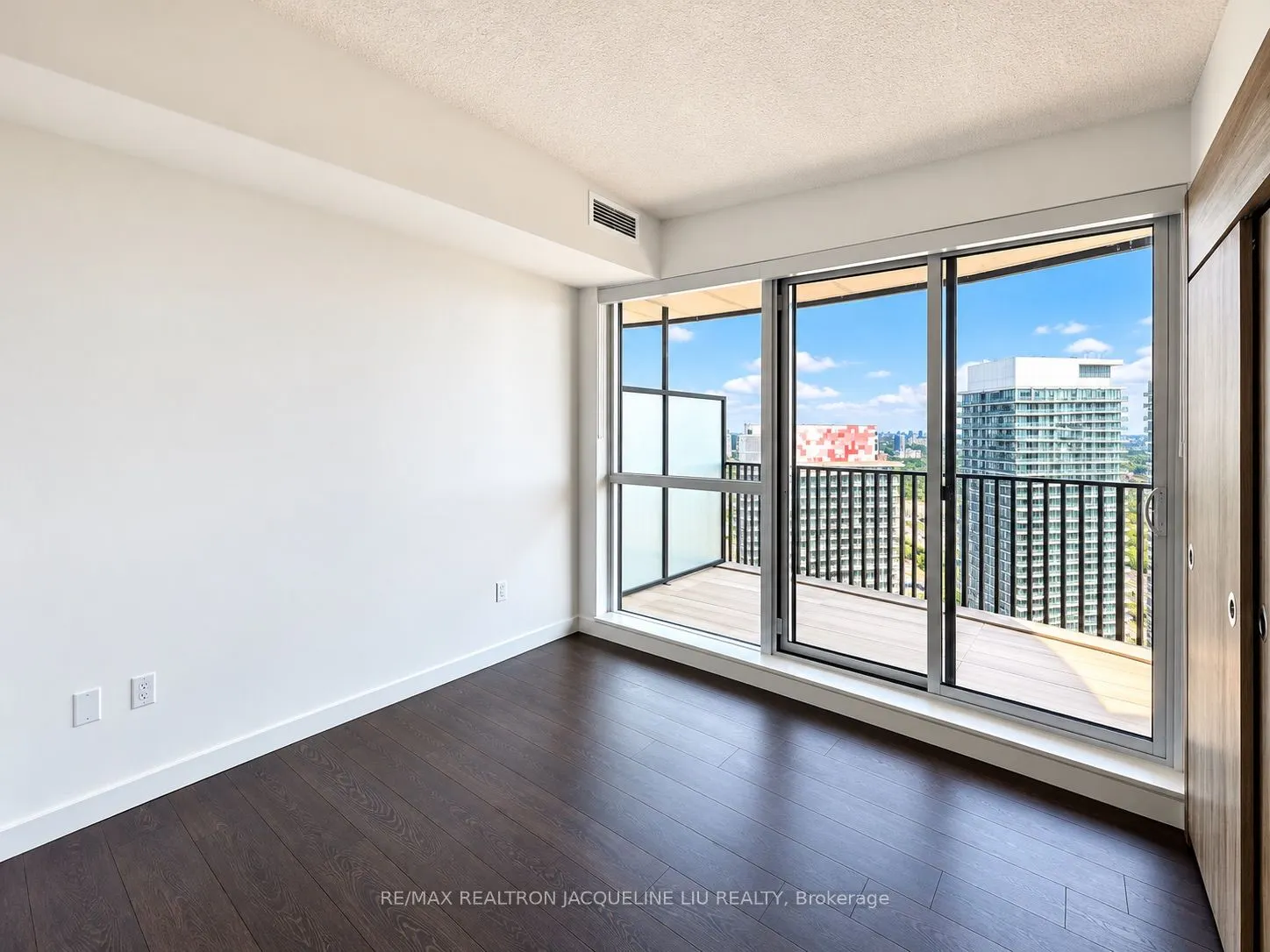 18 Esther Shiner Boulevard #3508
