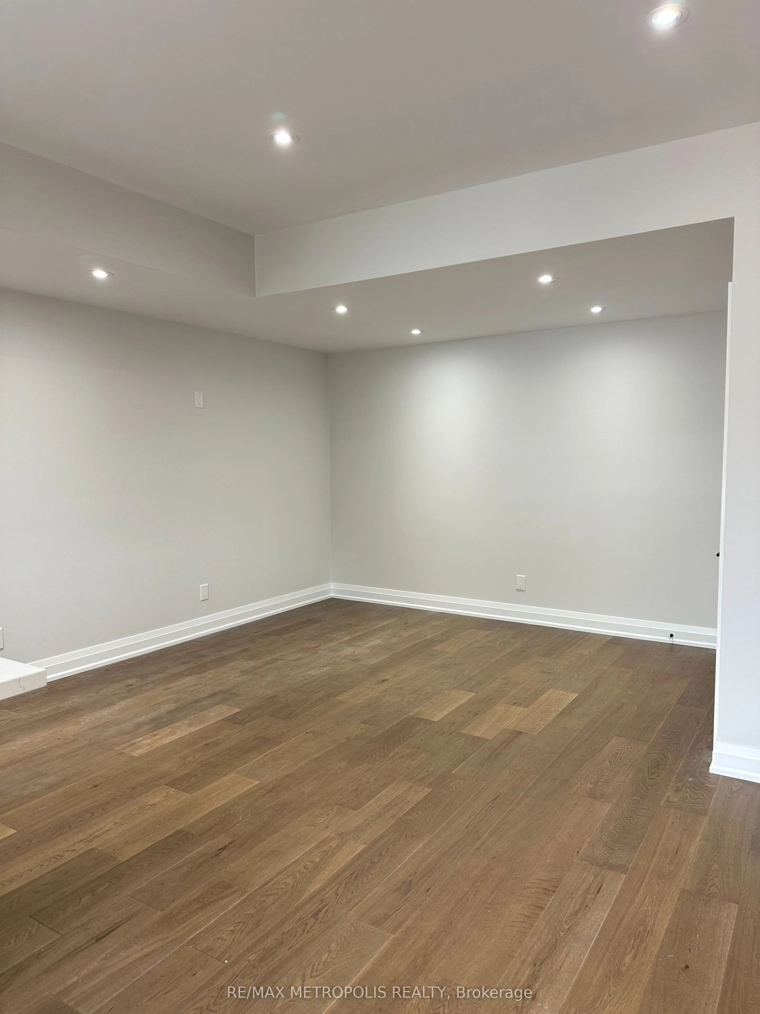 94 Saint Clarens Avenue #2&3 floor