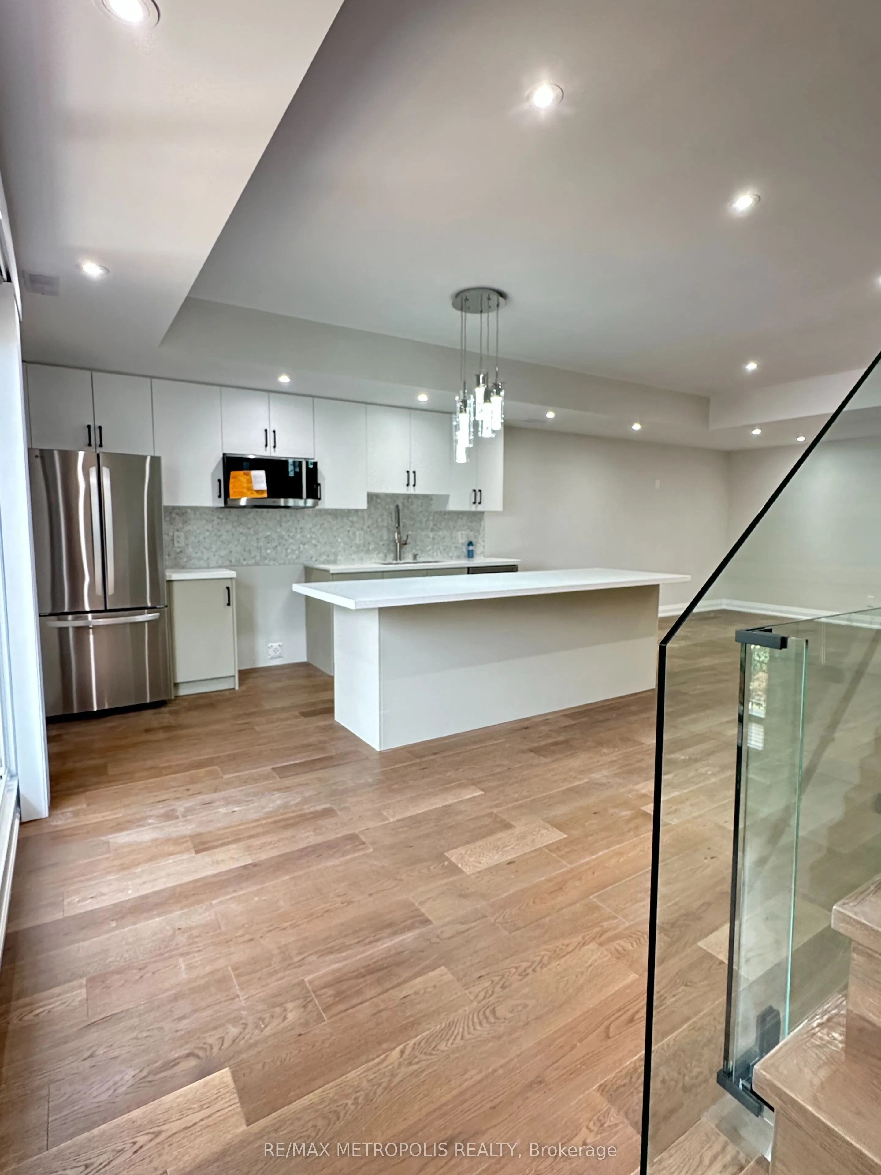 94 Saint Clarens Avenue #2&3 floor