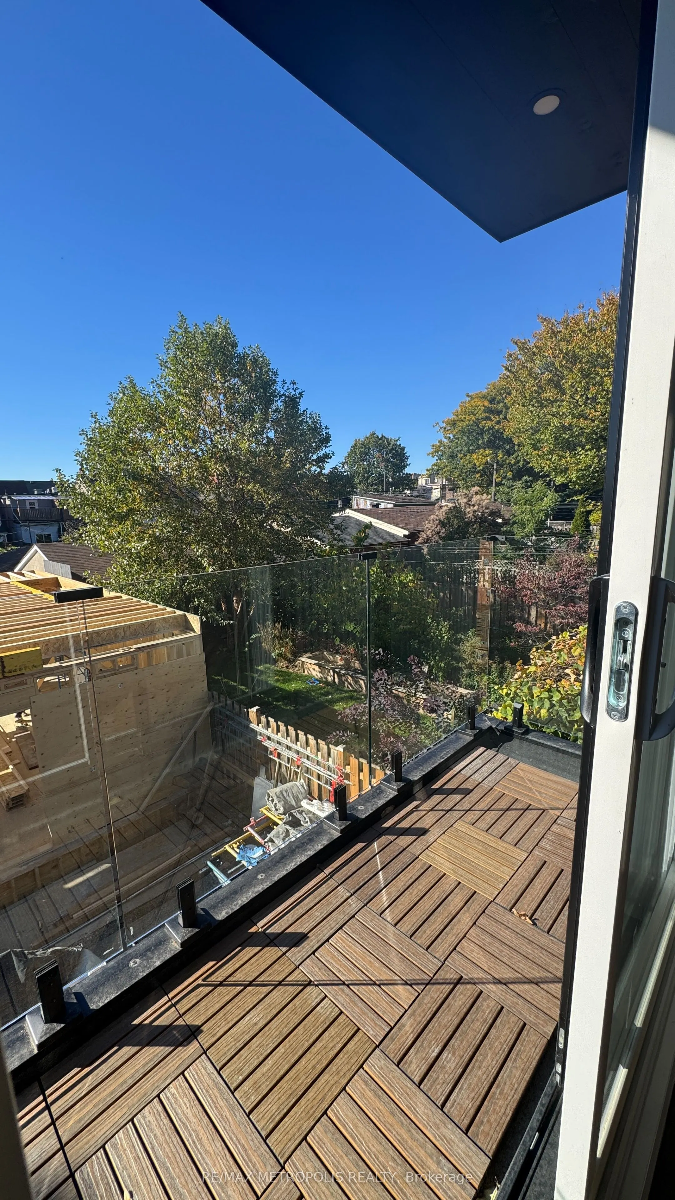 94 Saint Clarens Avenue #2&3 floor