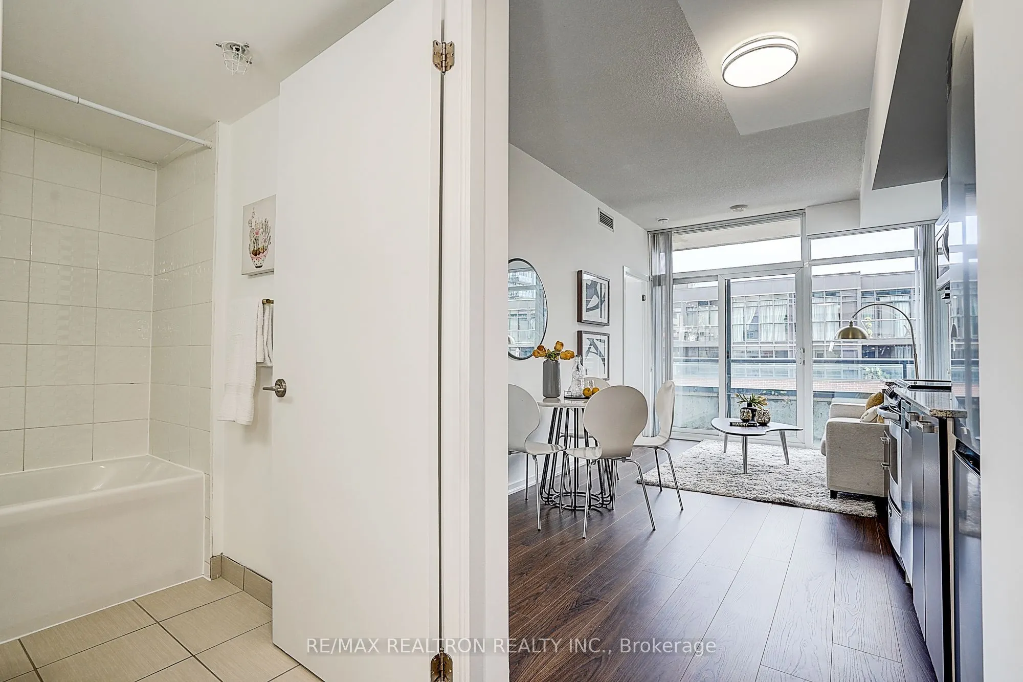 36 Lisgar Street #603E