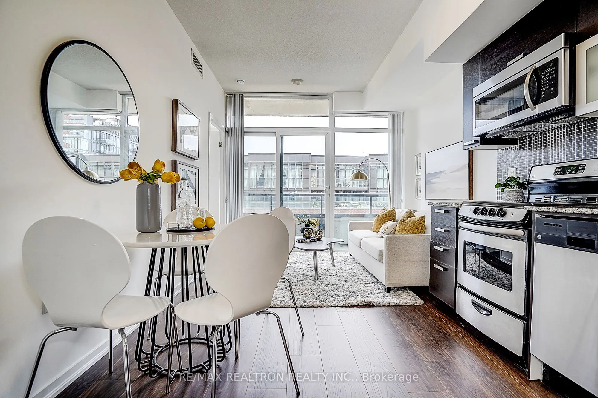 36 Lisgar Street #603E