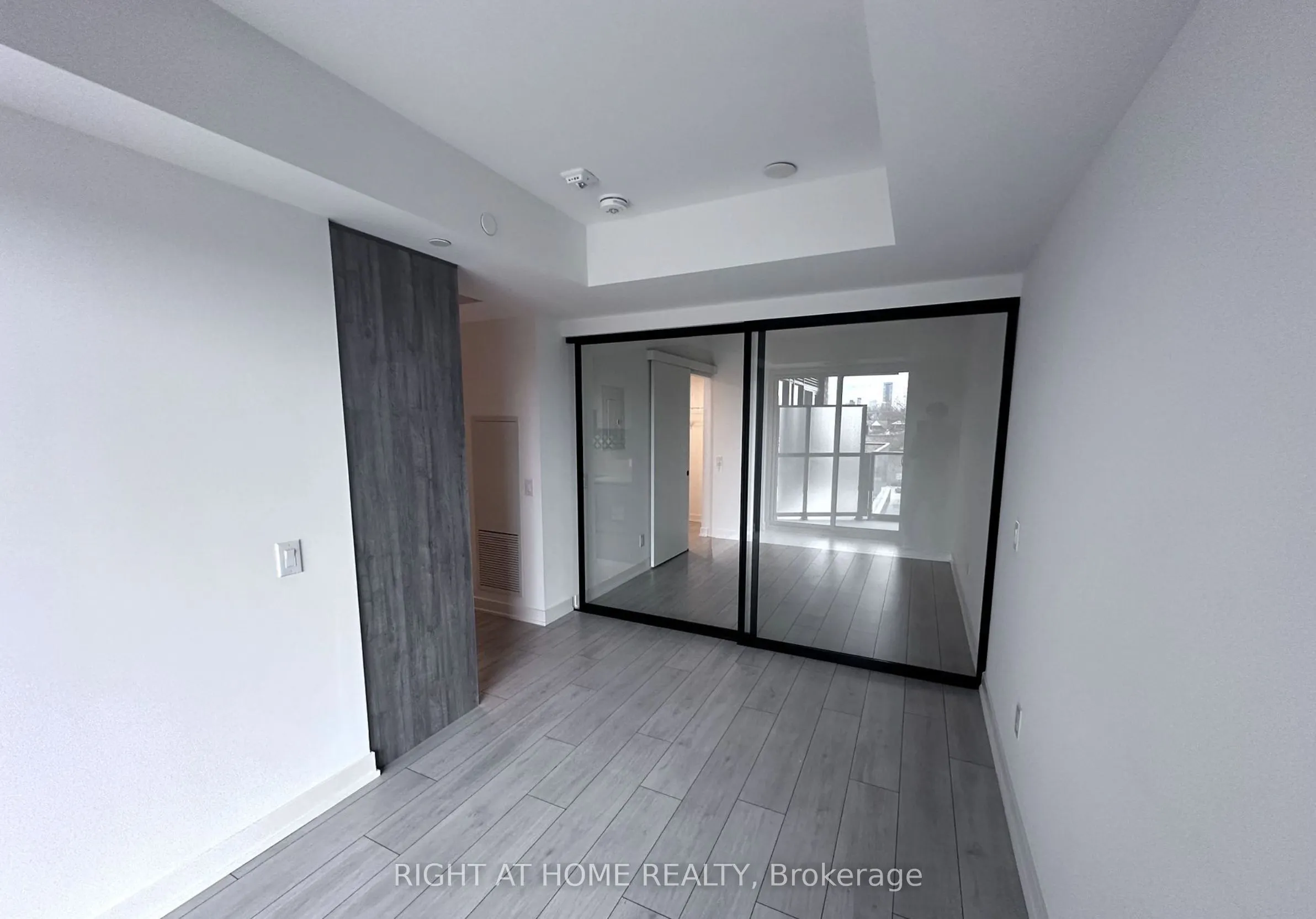 5 Lakeview Avenue #301