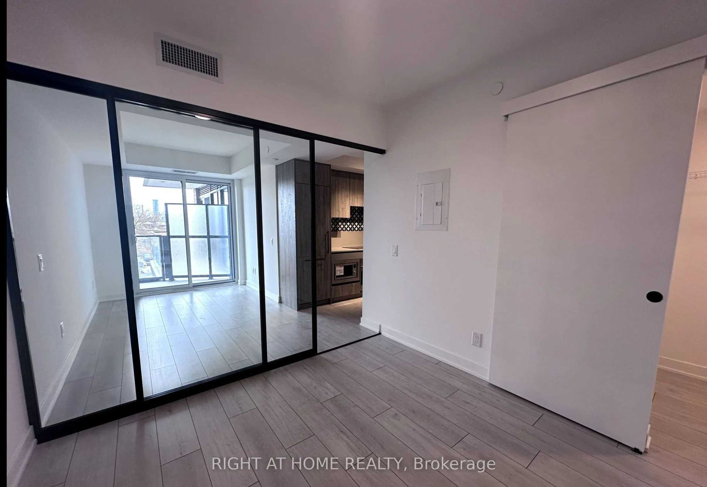 5 Lakeview Avenue #301