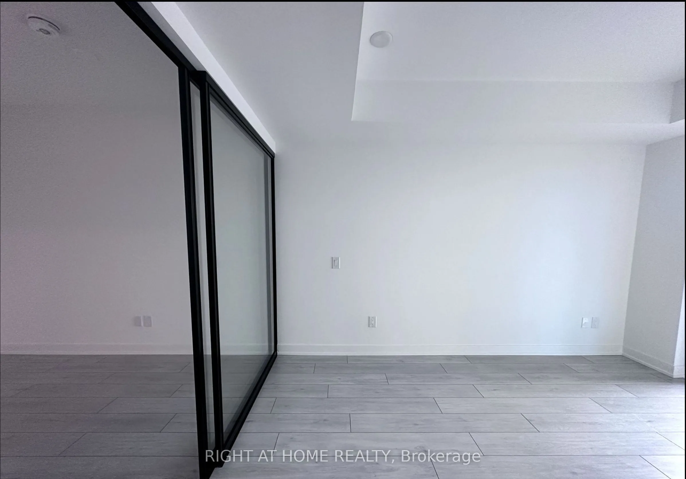 5 Lakeview Avenue #301