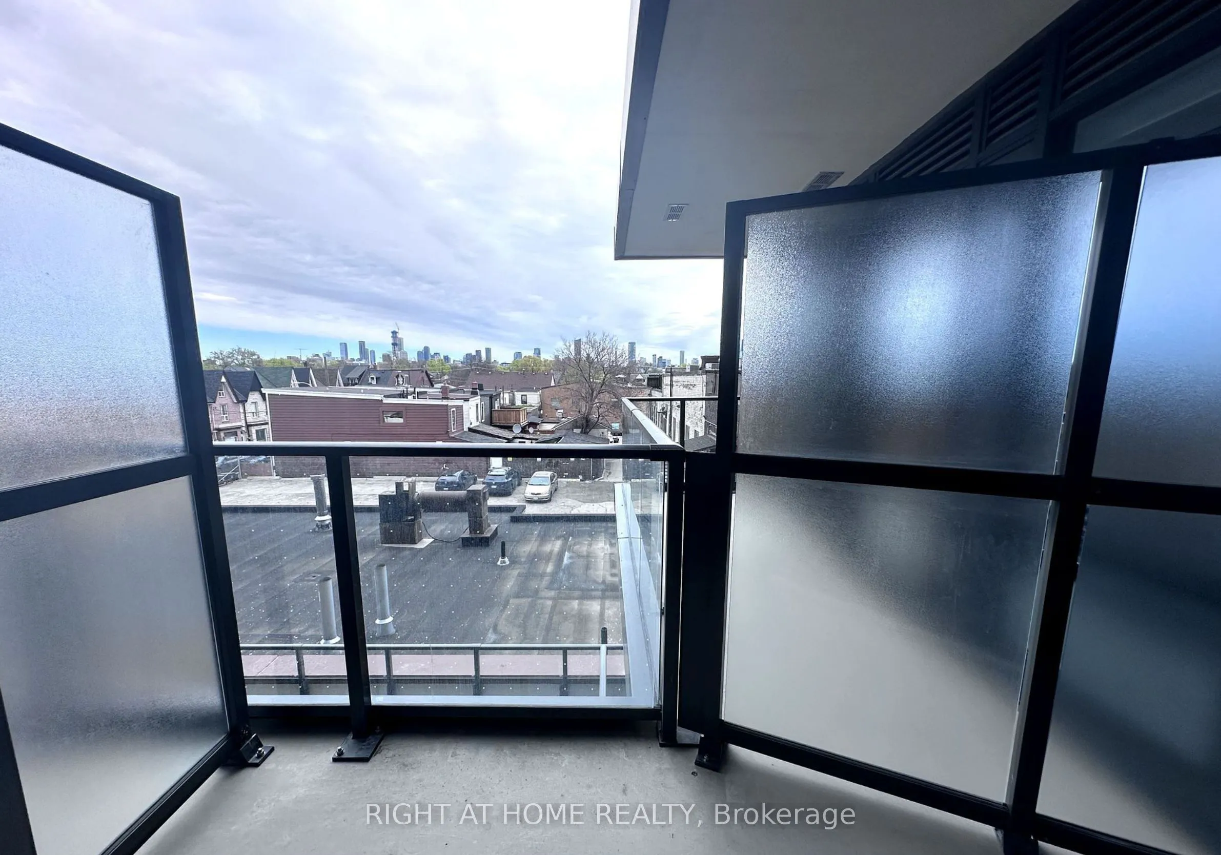 5 Lakeview Avenue #301