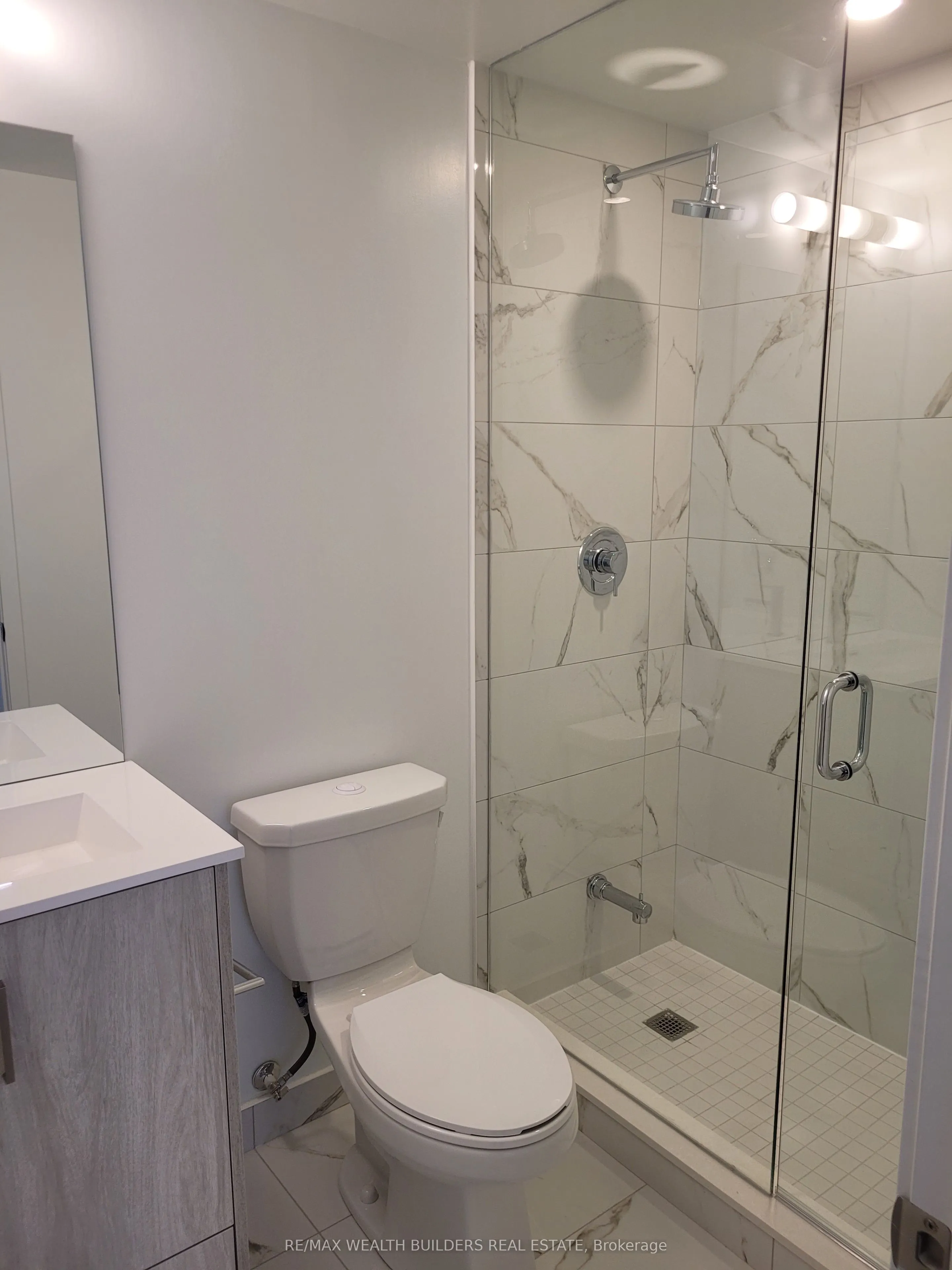 180 Front Street E #610