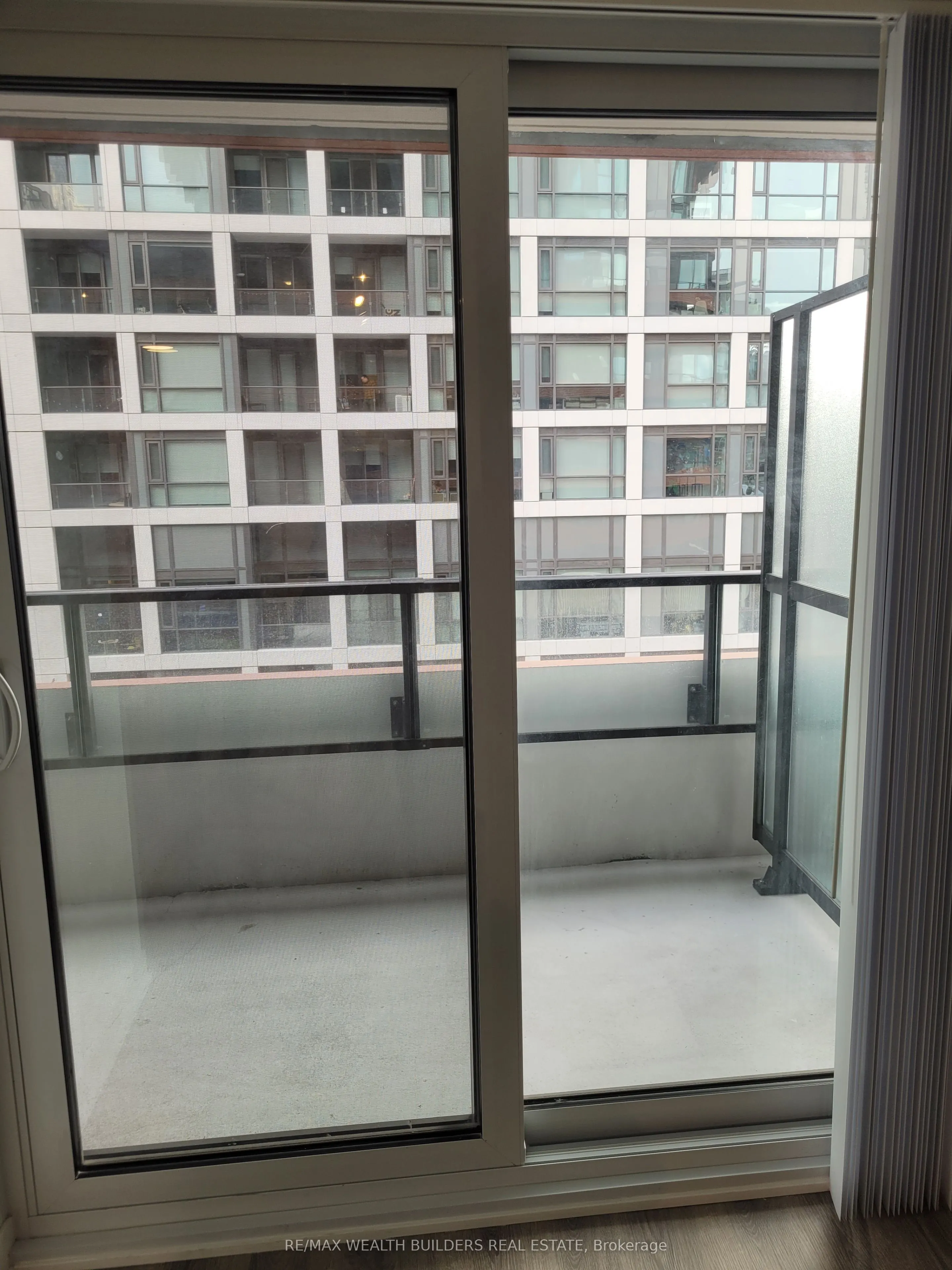 180 Front Street E #610