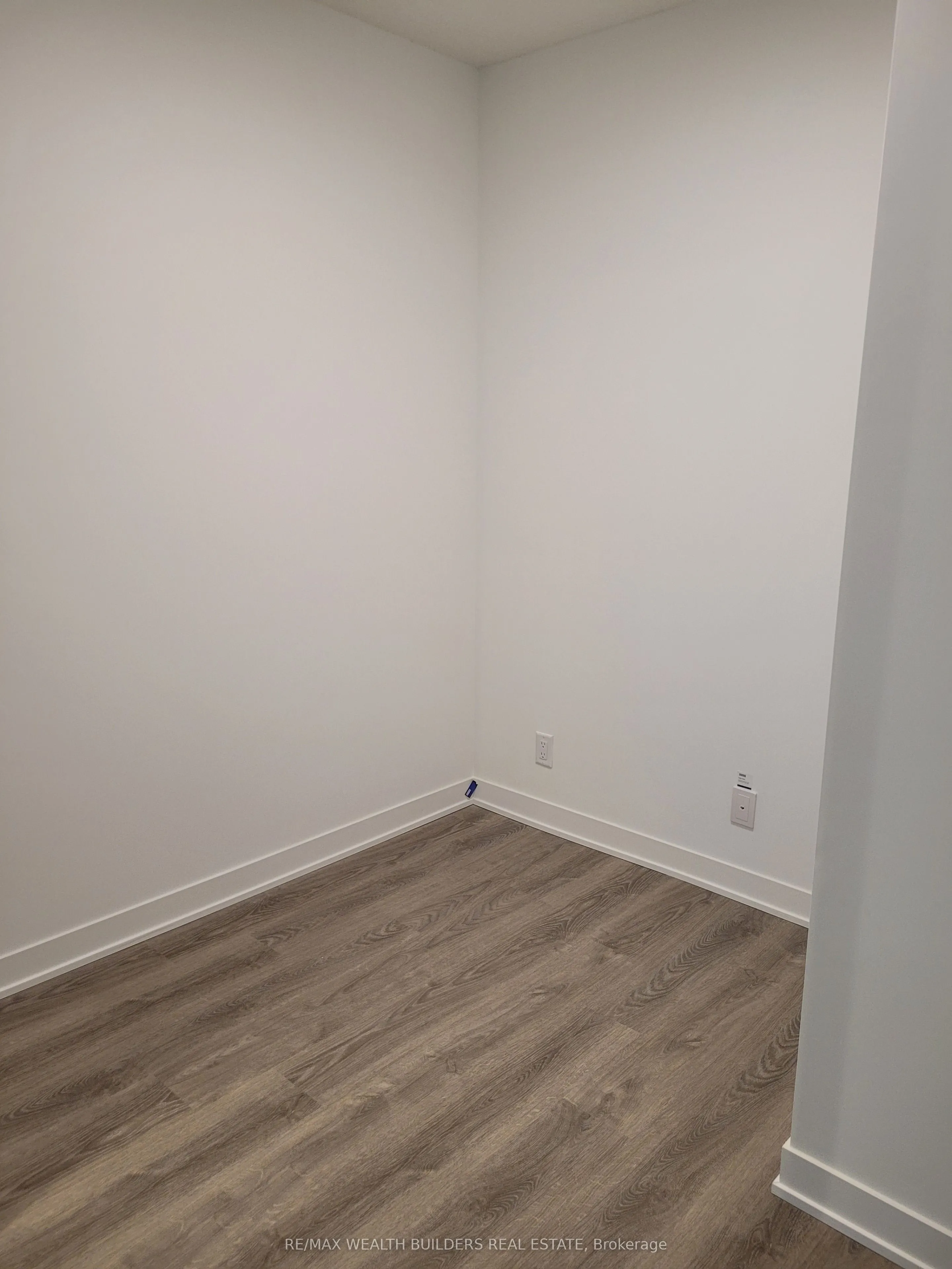 180 Front Street E #610
