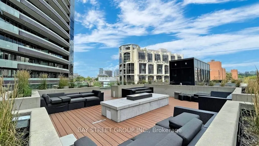 32 Davenport Road #2608